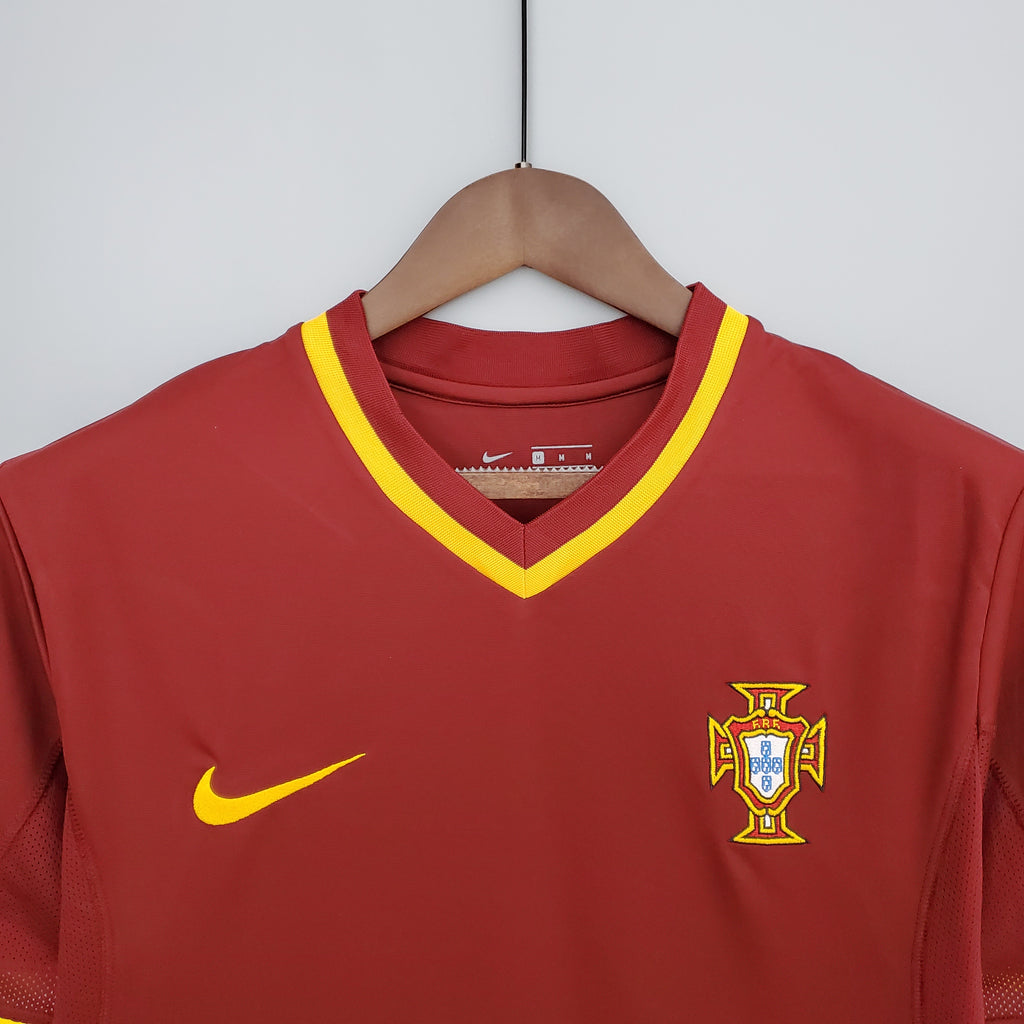 Portuguese National Team Home Shirt 2000 (Retro Fan Version) 
