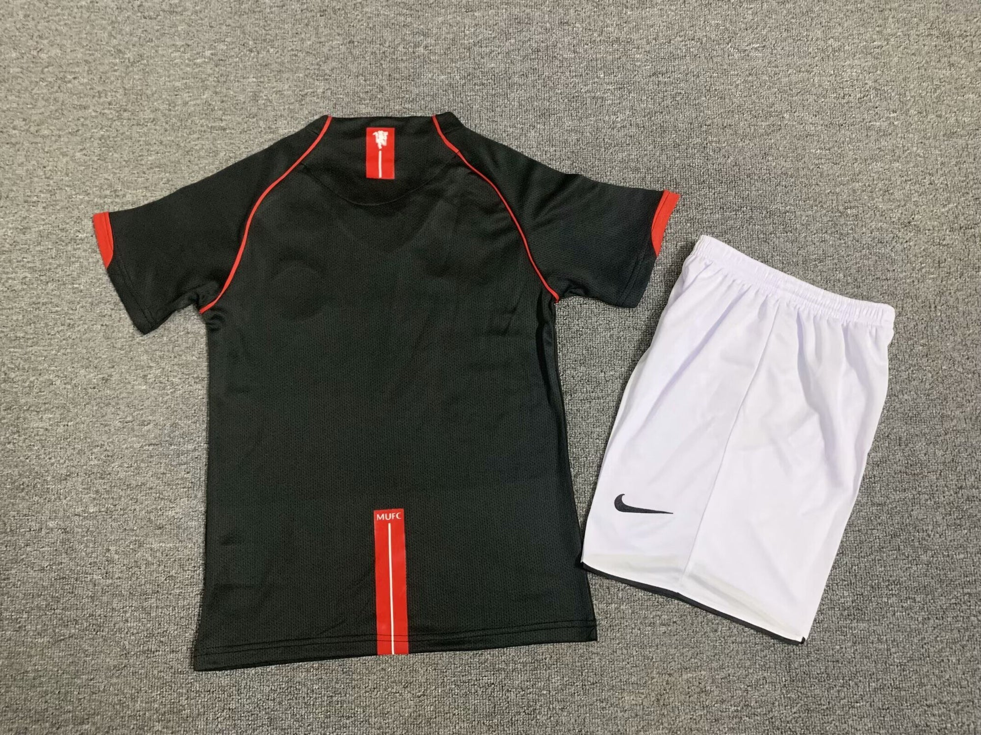 Camisa Manchester United Home 08/09 Conjunto Infantil (Versão Curta/Manga Longa Retrô)