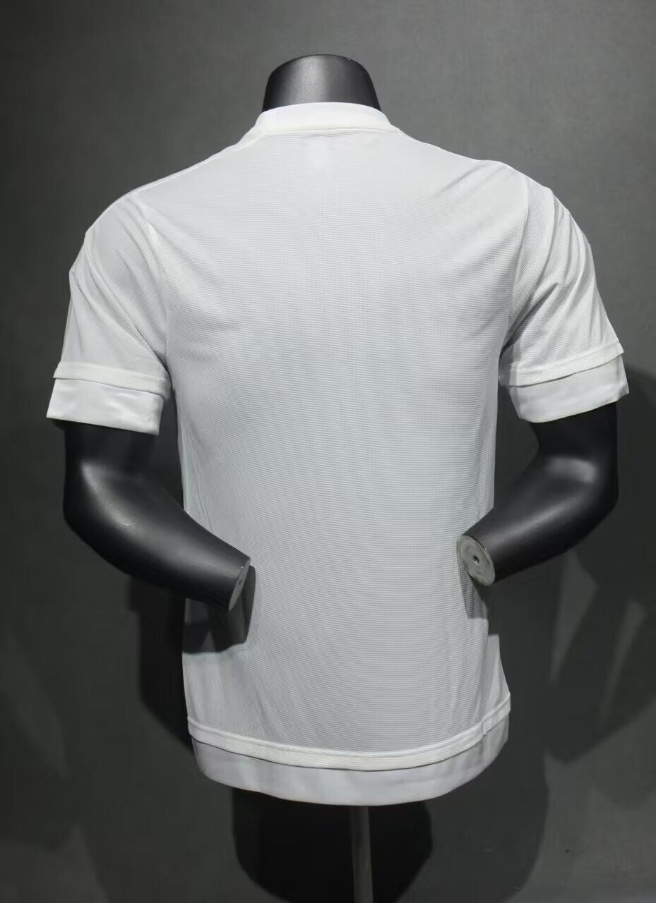 Camisa Real Madrid Home 15/16 (Versão Jogador Retrô)