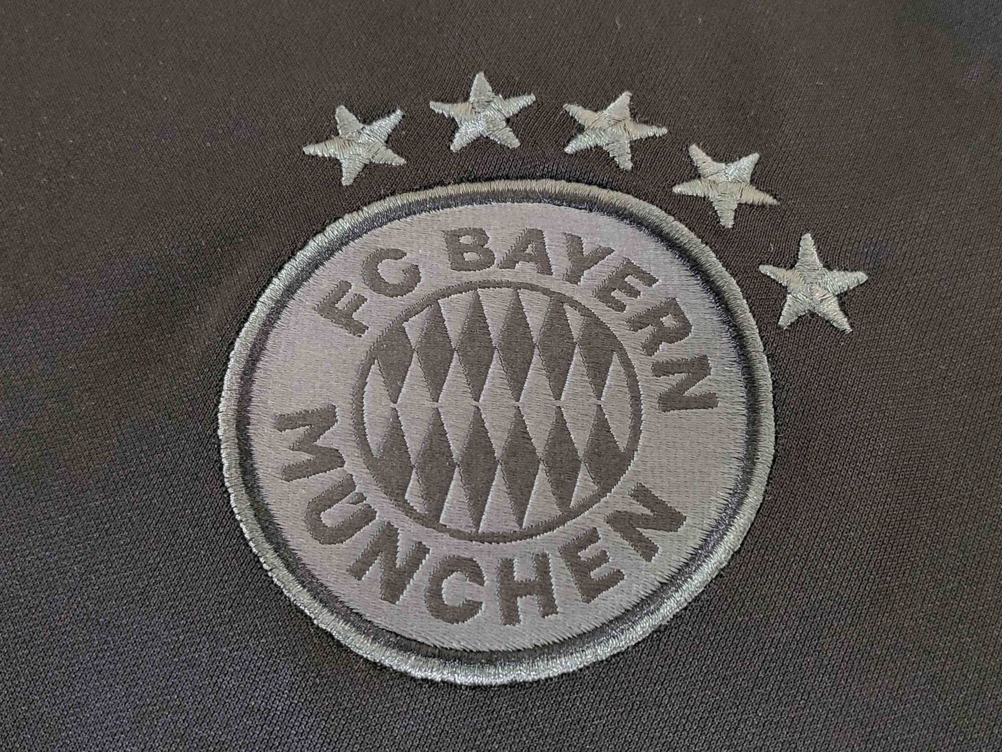 Camisa FC Bayern Munich "Dark Style" 23/24 (Versão Torcedor) | EDIÇÃO ESPECIAL