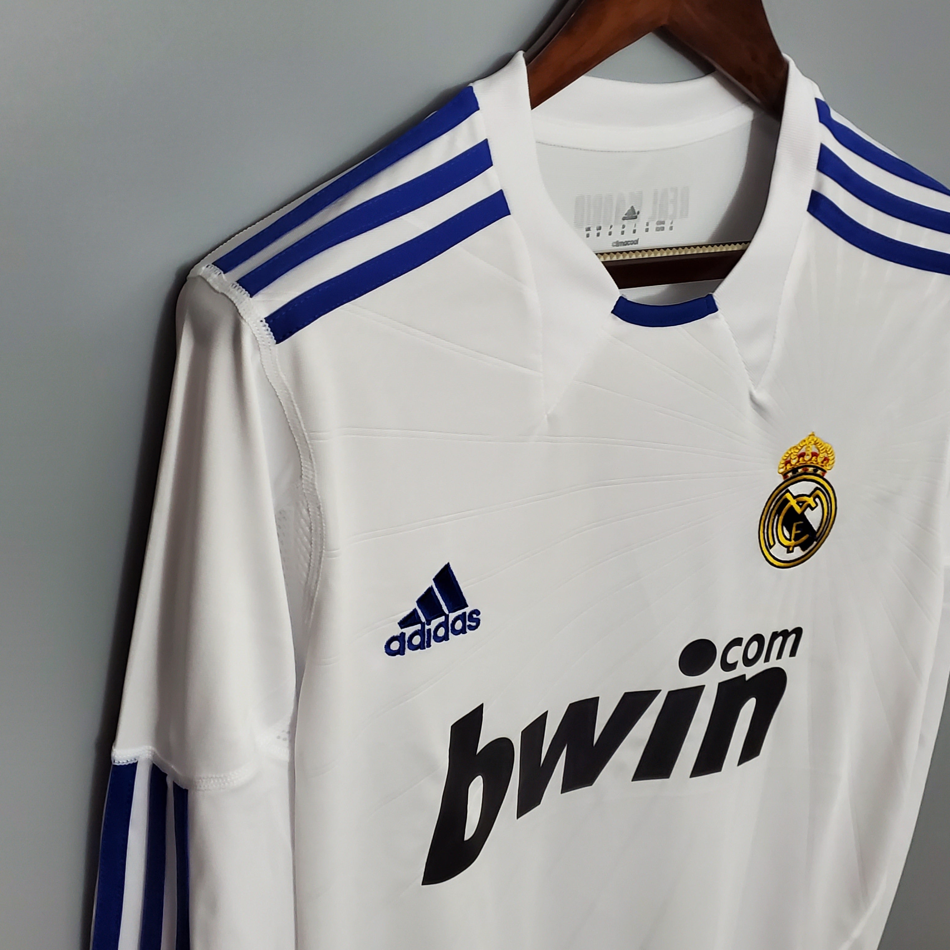 Camisa Real Madrid Home 10/11 (Versão Manga Longa Retrô)