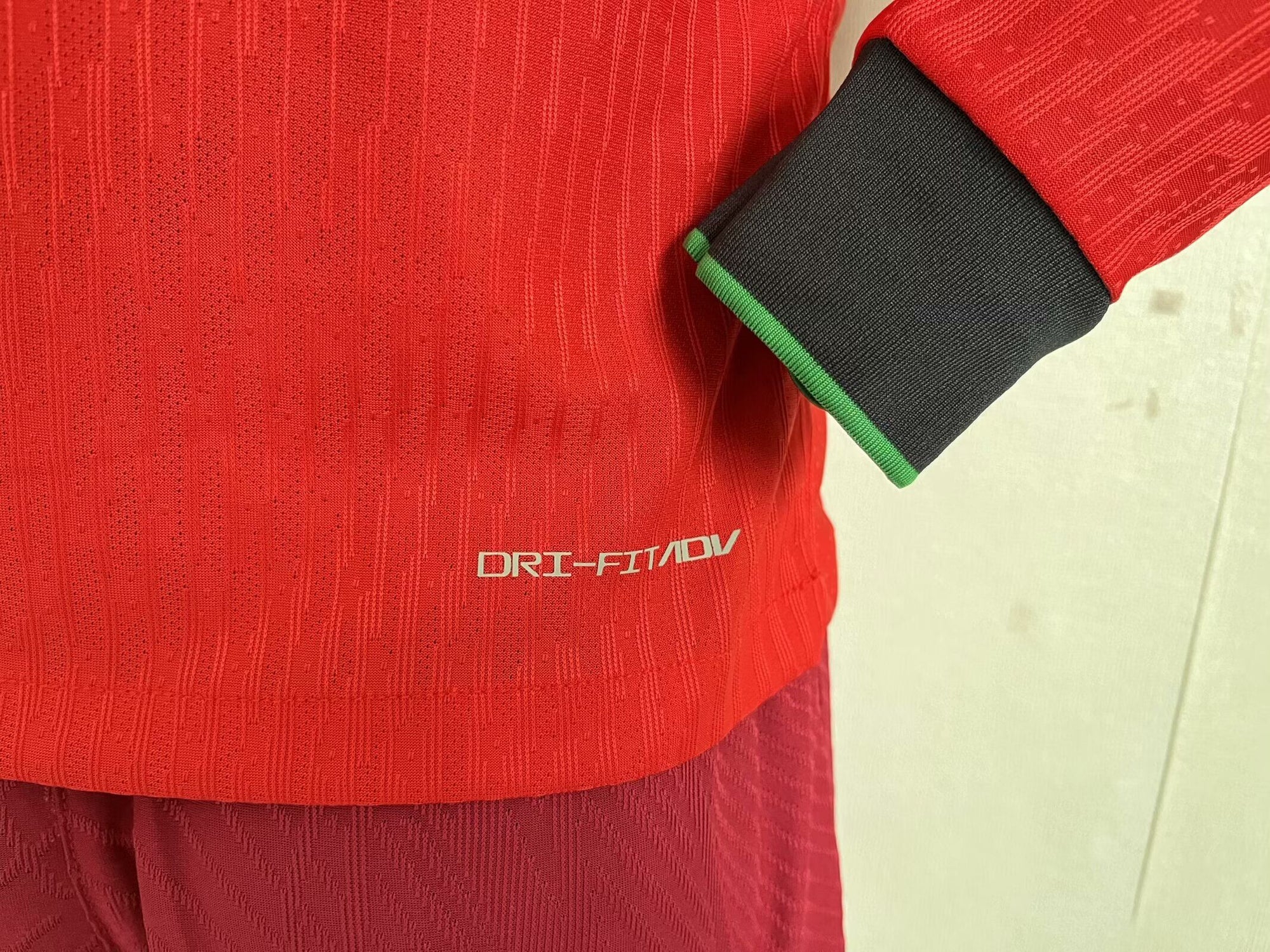 Camisa Seleção Portuguesa Home 2024 (Versão Manga Longa Jogador)