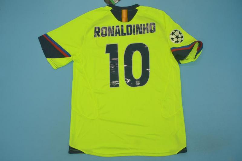 Camisa Barcelona Away 05/06 (Versão Retrô)