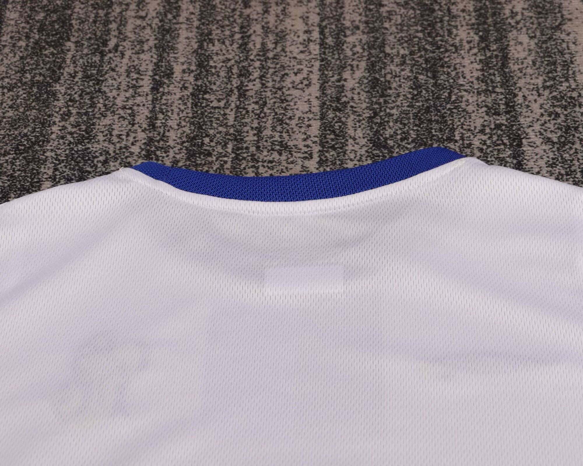 Kit Chelsea F.C. Away 03/05 Conjunto Infantil (Versão Torcedor Retro)