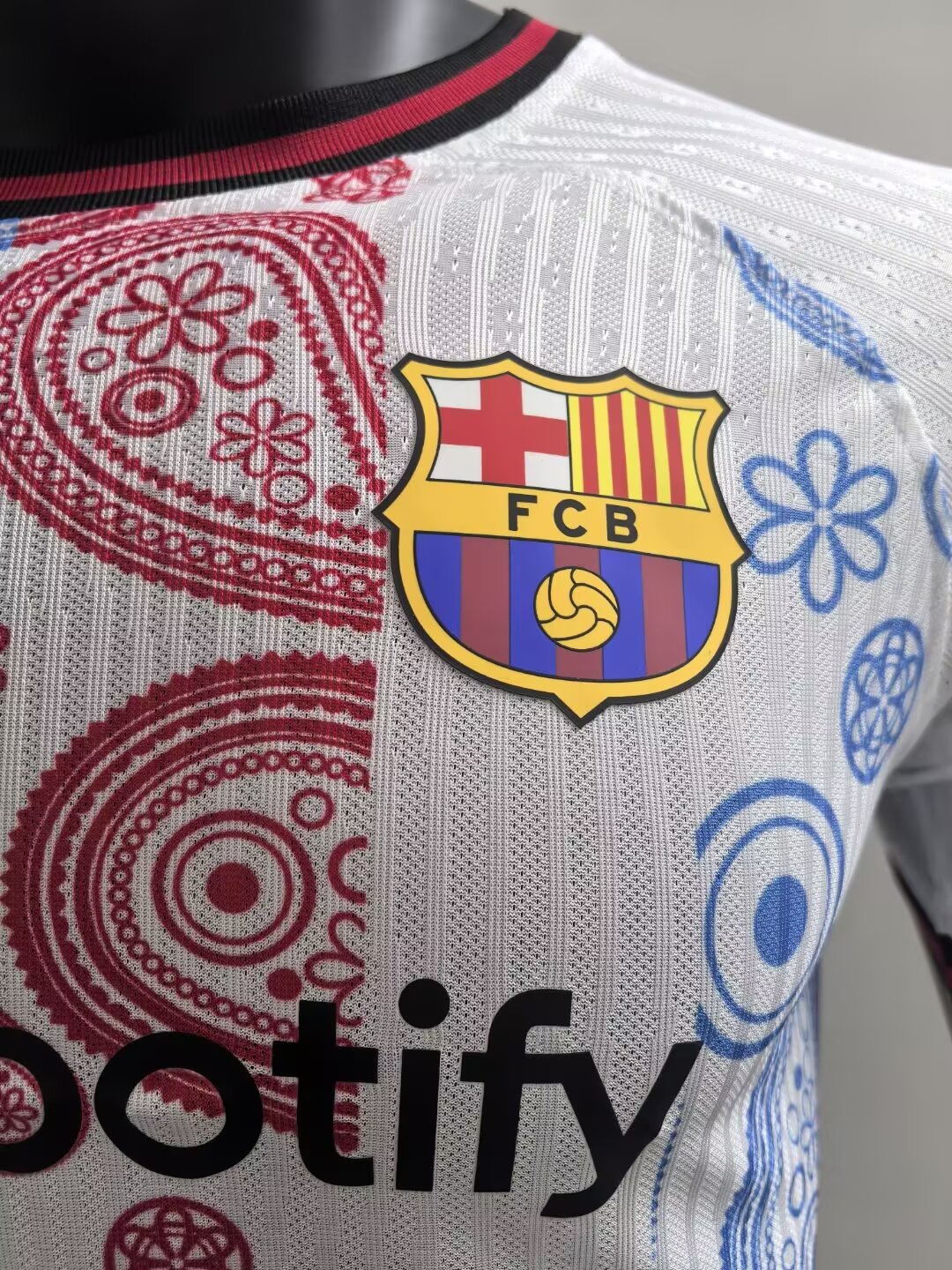 Camisa FC Barcelona "White/Blue/Red Style" (Versão Jogador) | EDIÇÃO ESPECIAL