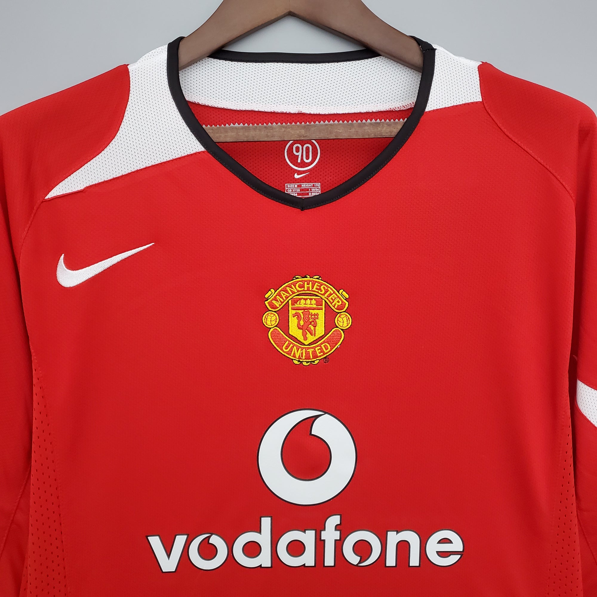 Camisa Manchester United Home 04/05 (Versão Manga Longa Retrô)