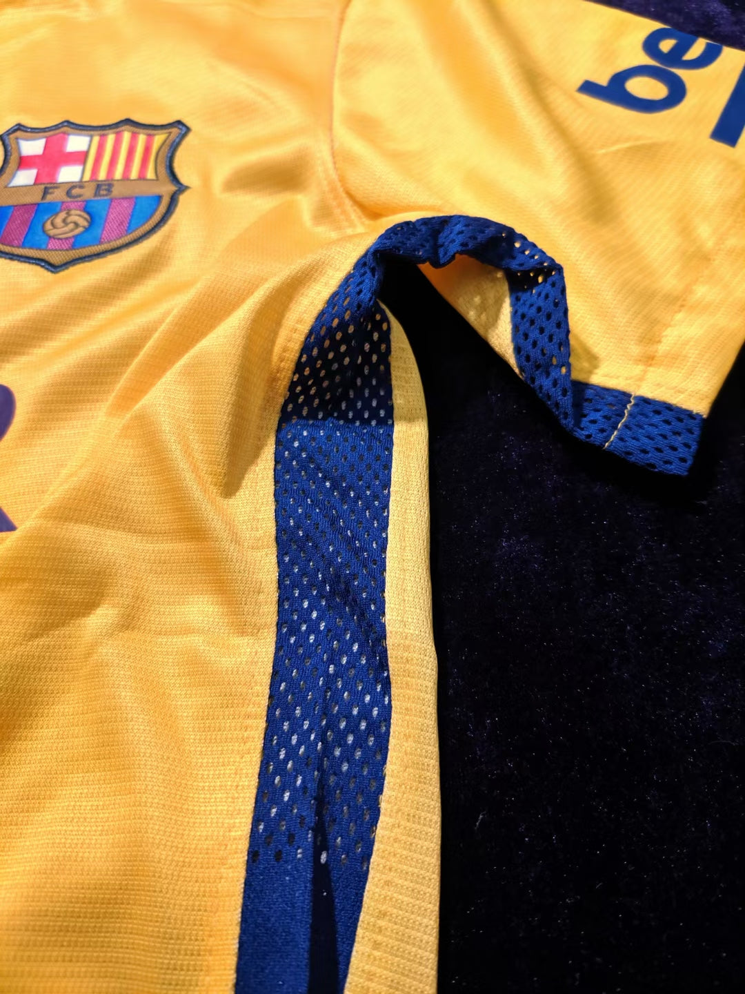 Camisa Barcelona Away 15/16 (Versão Retrô)