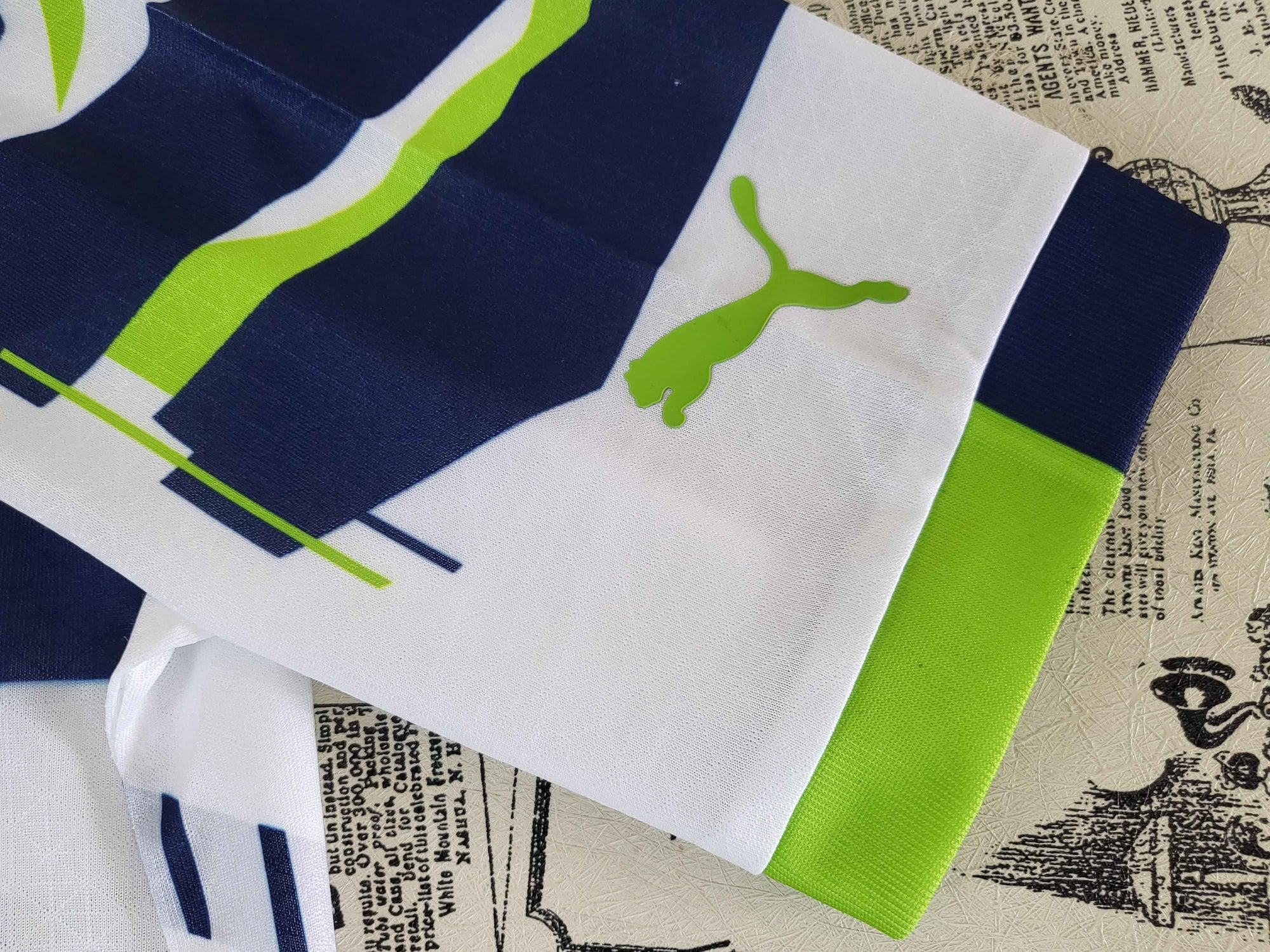 Camisa Manchester City "Green, White and Blue" 23/24 (Versão Jogador) | EDIÇÃO ESPECIAL