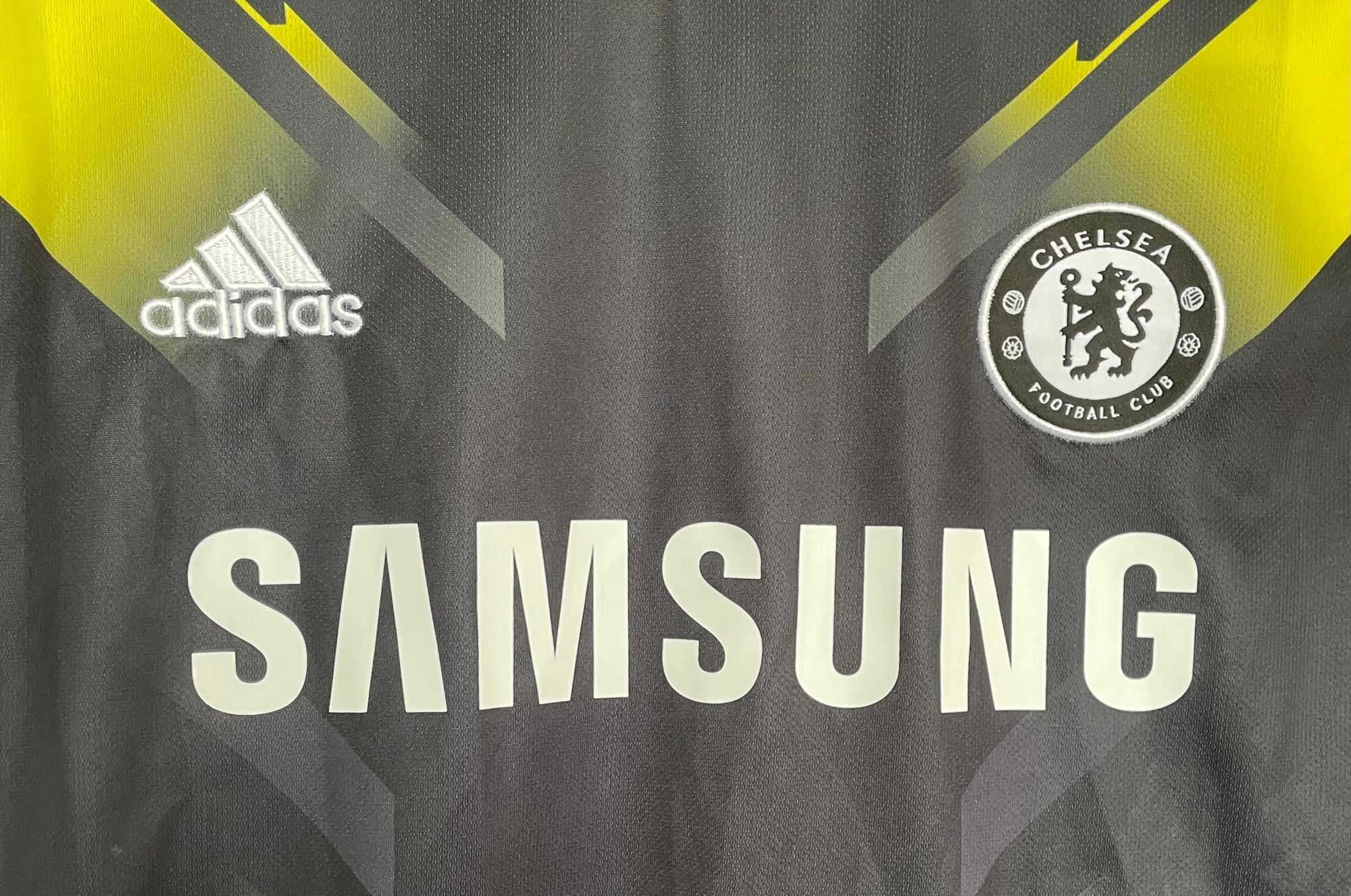 Chelsea FC Home Shirt 03/05 (Retro Fan Version)