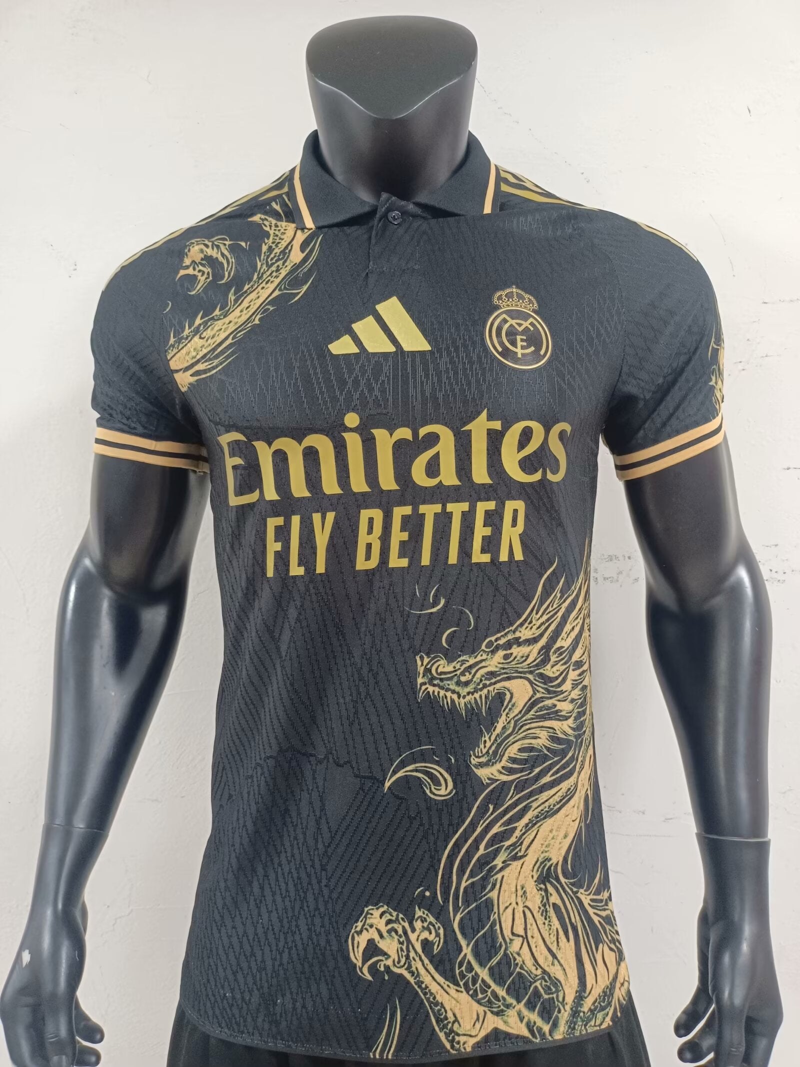 Camisa Real Madrid CF "Polo/Golden Dragon" (Versão Jogador) | EDIÇÃO ESPECIAL