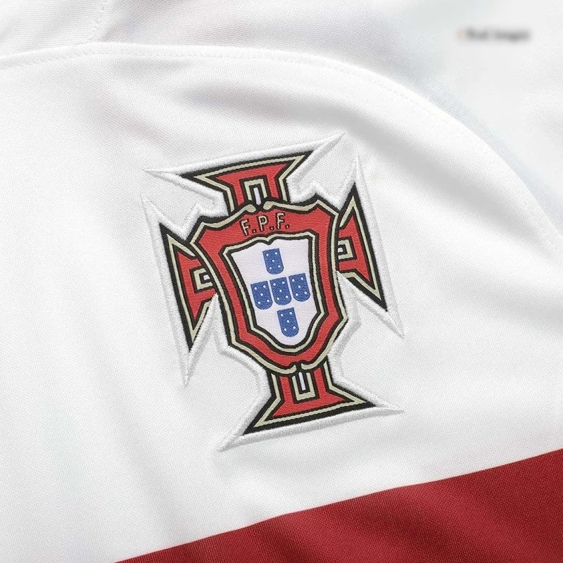 Camisa Seleção Portuguesa Away 2022 (Versão Manga Longa Torcedor Retrô)
