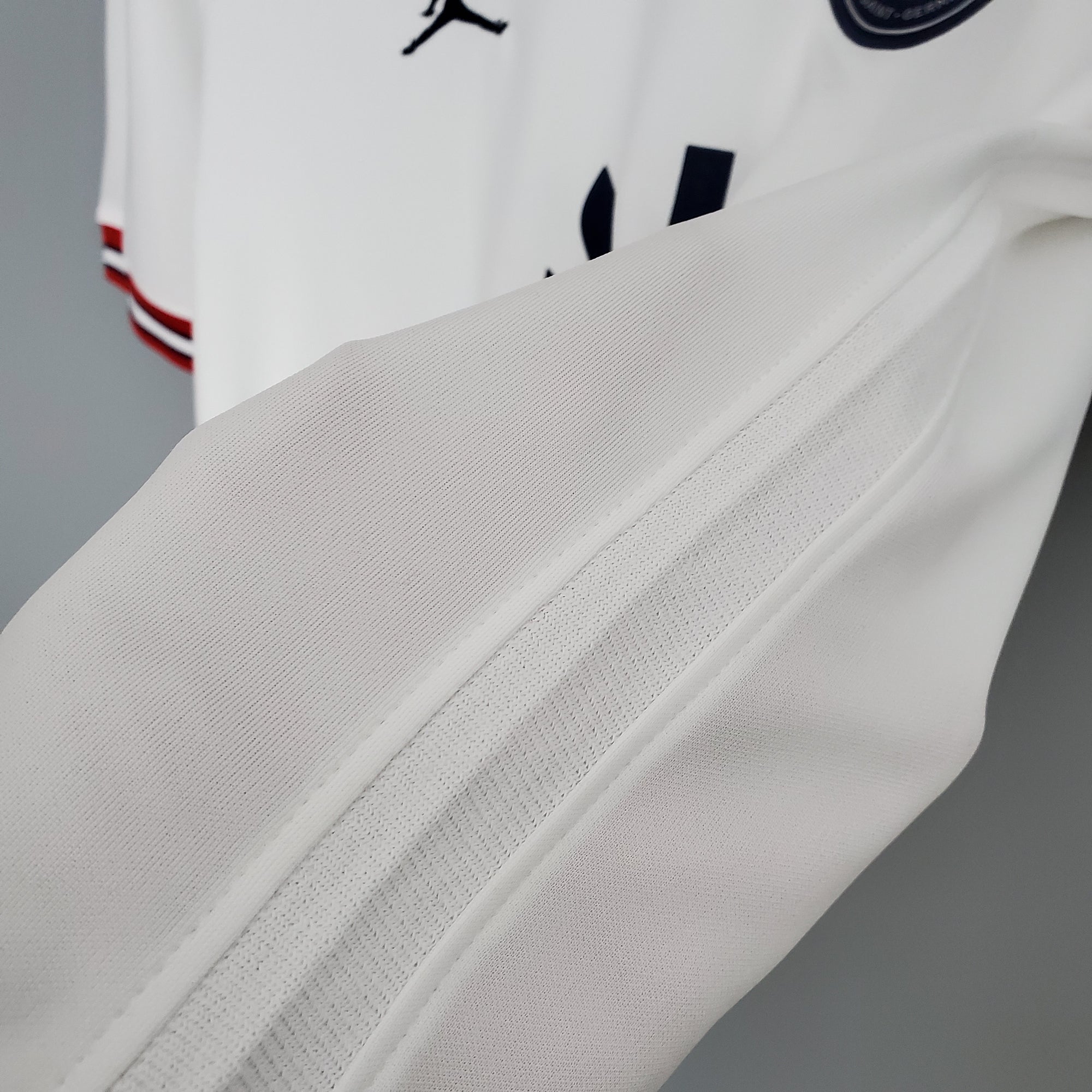 Camisa Paris Saint-Germain Fourth 21/22 (Versão Retrô)