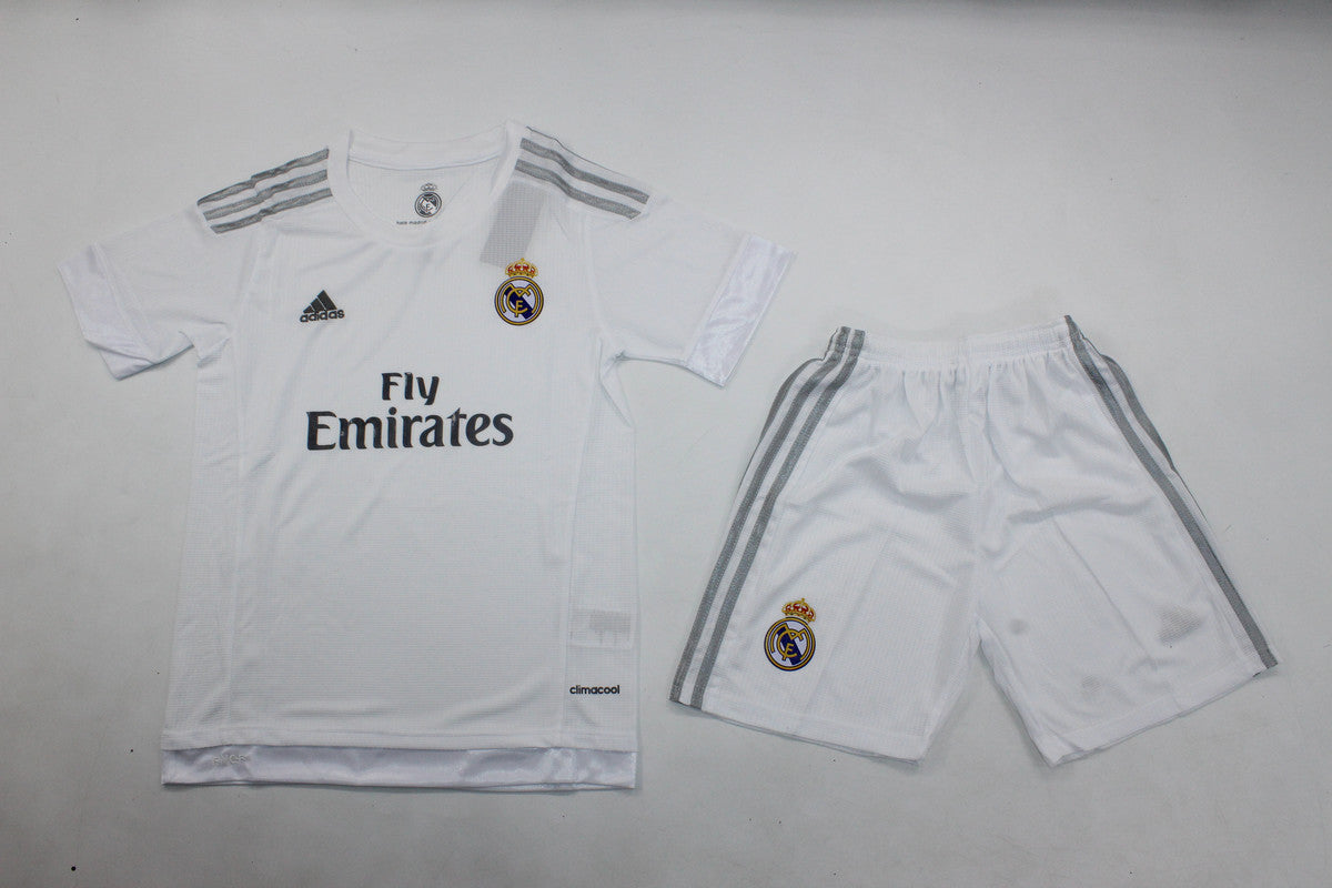 Kit Real Madrid Home 15/16 Conjunto Infantil (Versão Torcedor Retrô)