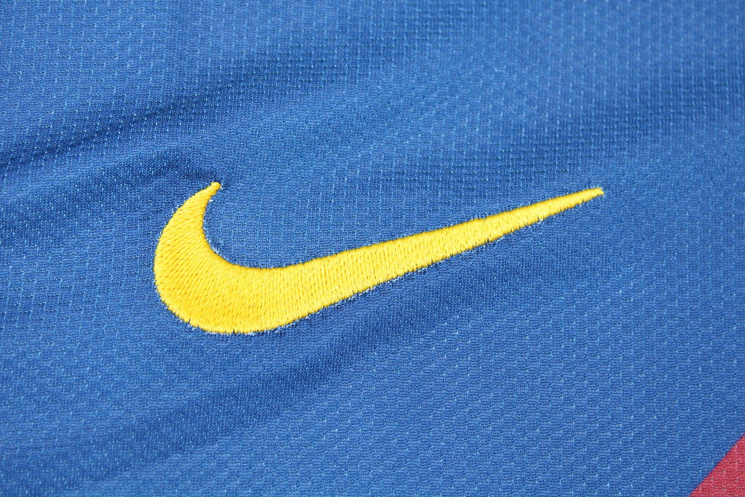 Camisa Barcelona Away 10/11 (Versão Manga Longa Retrô)