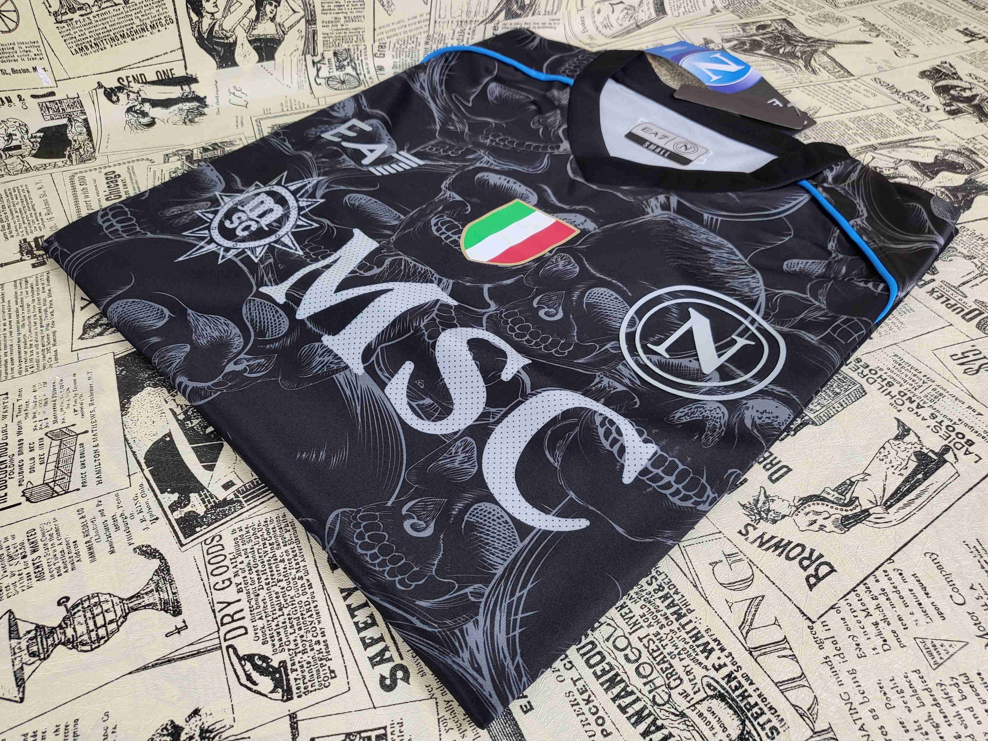 Camisa SSC Napoli "Black Skull" 23/24 (Versão Torcedor) | EDIÇÃO ESPECIAL