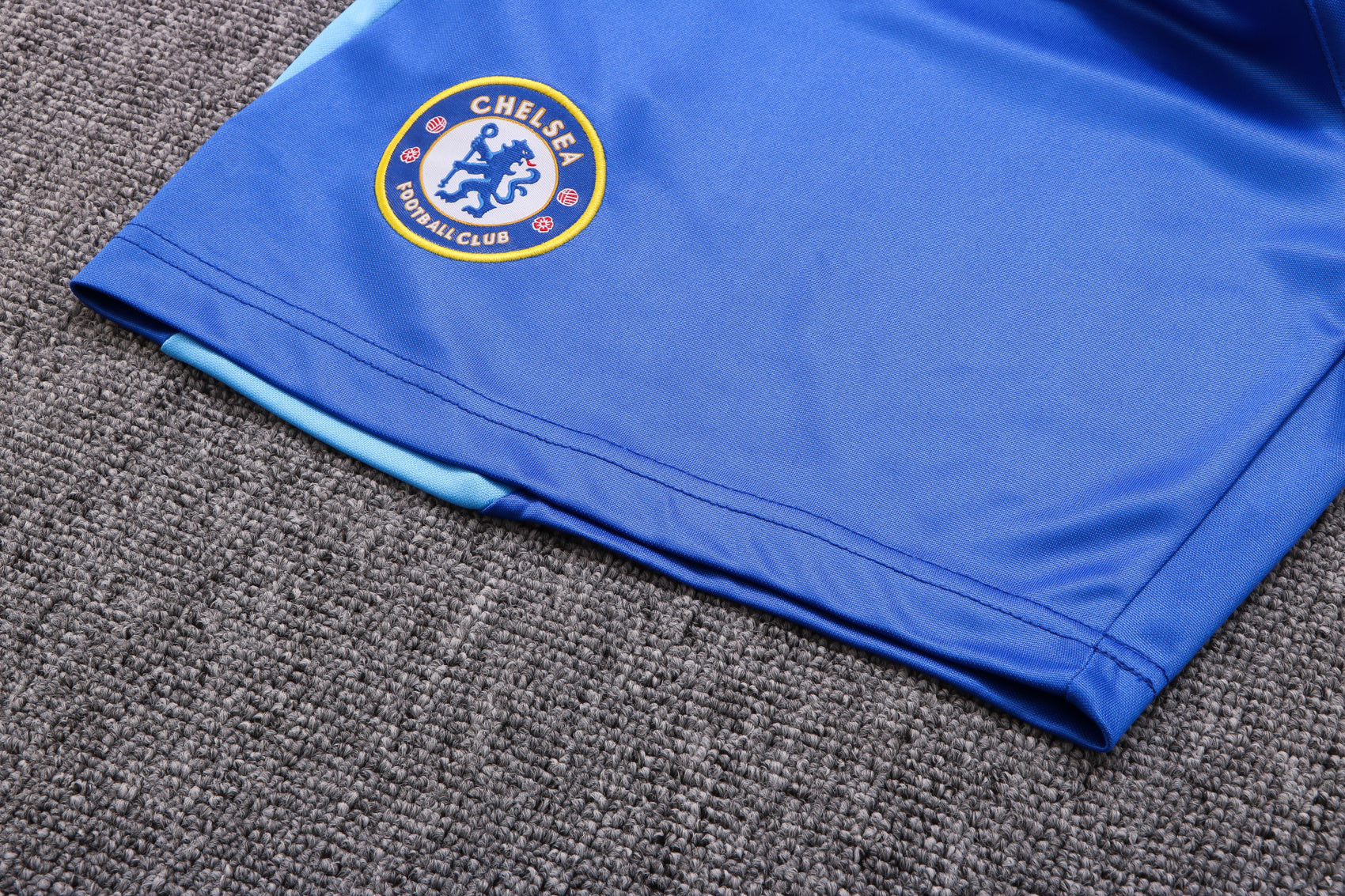 Chelsea FC Home Shirt 03/05 (Retro Fan Version)