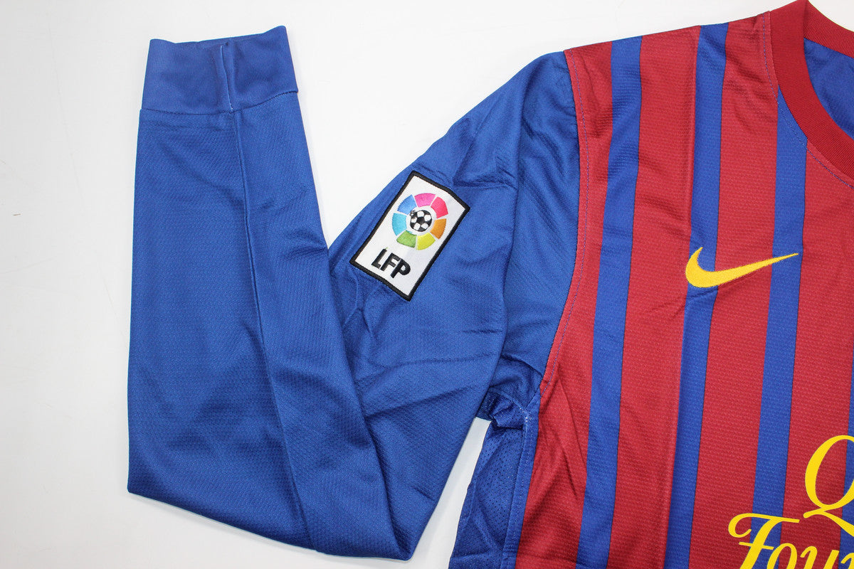Camisa Barcelona Home 11/12 (Versão Manga Longa Retrô)