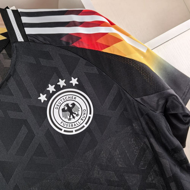 Camisa Alemanha Seleção "Black Version" 24/25 (Versão Torcedor) | EDIÇÃO ESPECIAL
