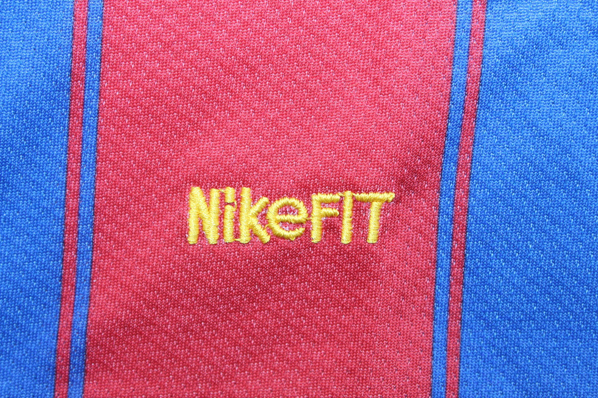 Camisa Barcelona Home 09/10 (Versão Manga Longa Retrô)