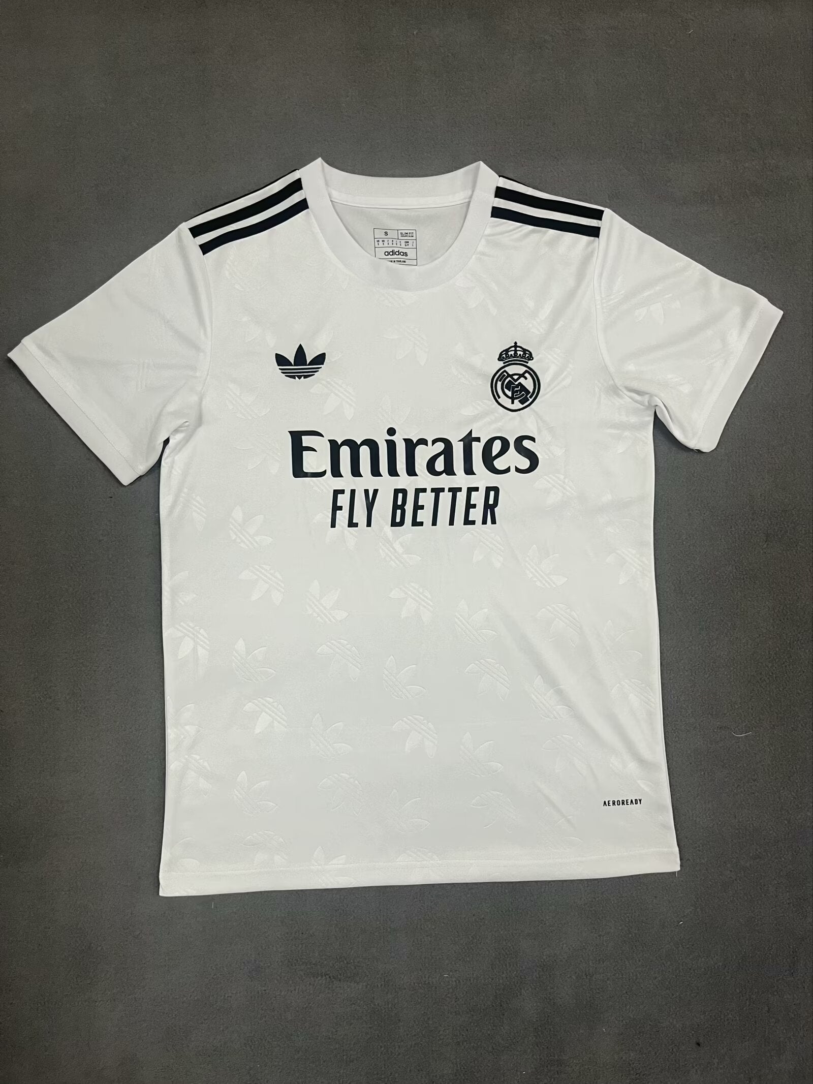 Camisa Real Madrid CF "All White Style" (Versão Torcedor) | EDIÇÃO ESPECIAL