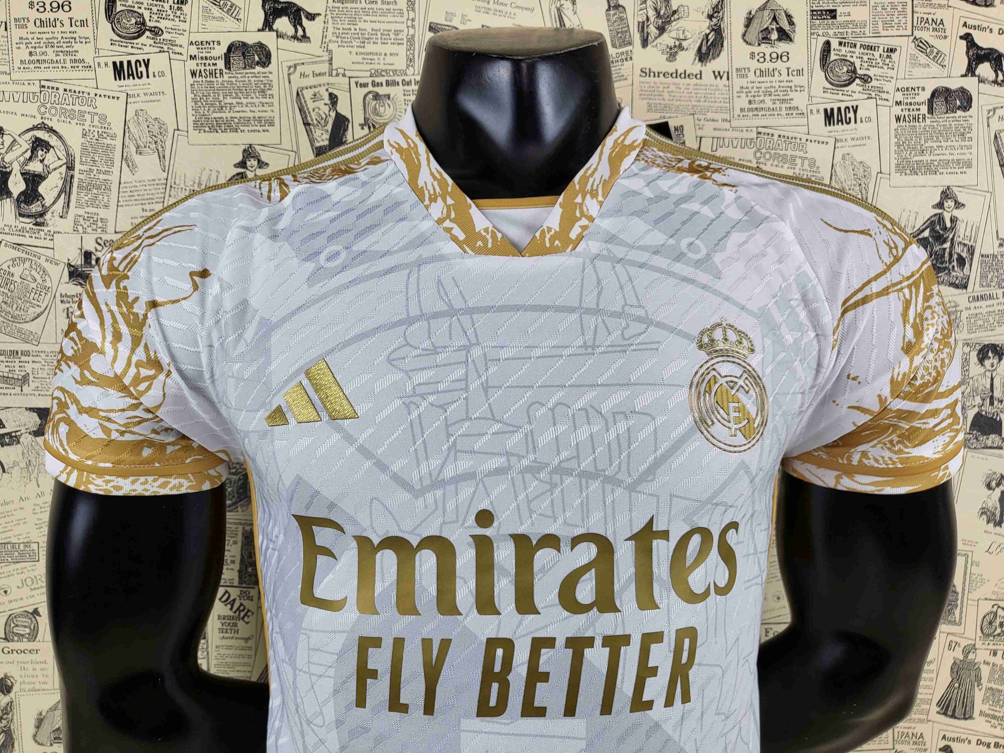 Camisa Real Madrid "Golden-White Style" 23/24 (Versão Jogador) | EDIÇÃO ESPECIAL