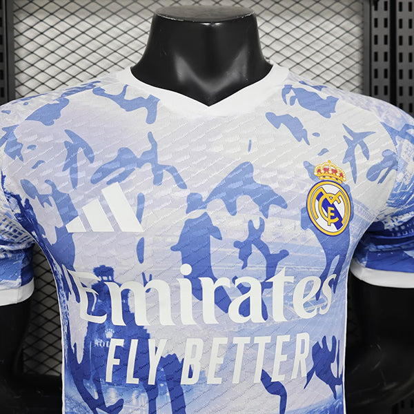 Camisa Real Madrid CF "White-Blue/City" (Versão Torcedor) | EDIÇÃO ESPECIAL
