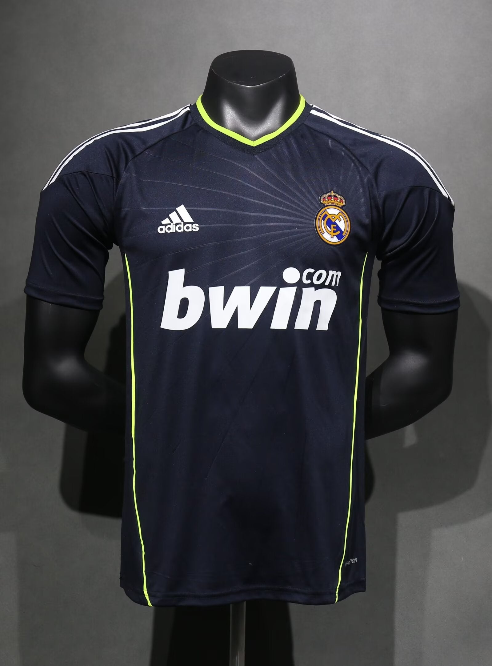Camisa Real Madrid Away 10/11 (Versão Jogador Retrô)
