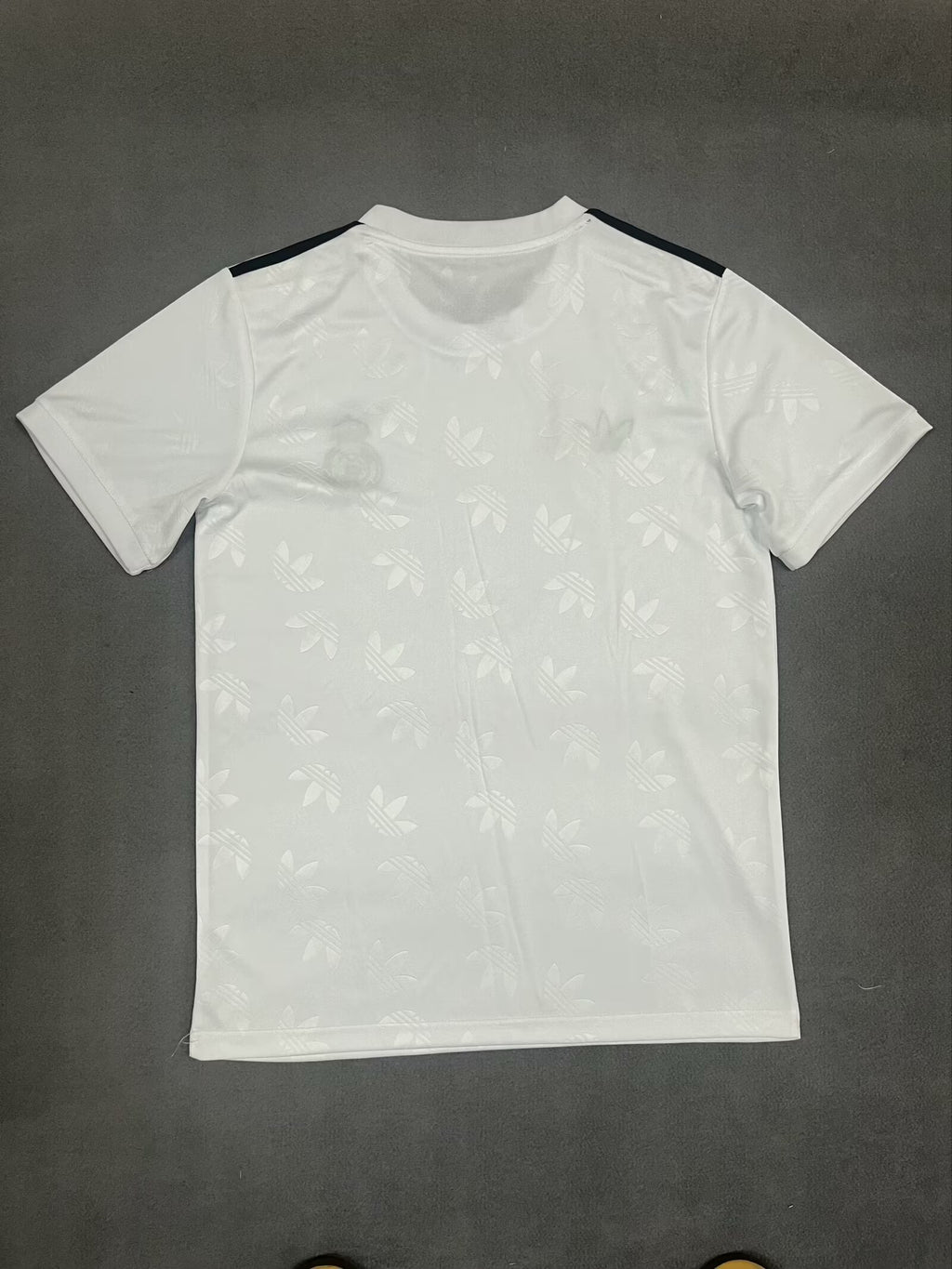 Camisa Real Madrid CF "All White Style" (Versão Torcedor) | EDIÇÃO ESPECIAL