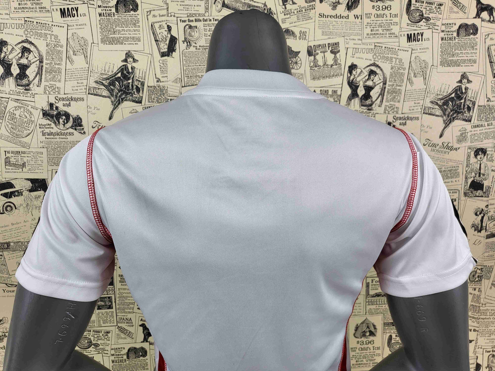 Camisa Feminina Flamengo Branco 23/24 (Versão Torcedor) | EDIÇÃO ESPECIAL