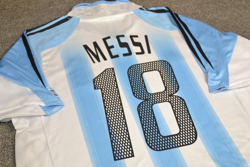 Camisa Seleção Argentina Home 2004 (Versão Retrô)
