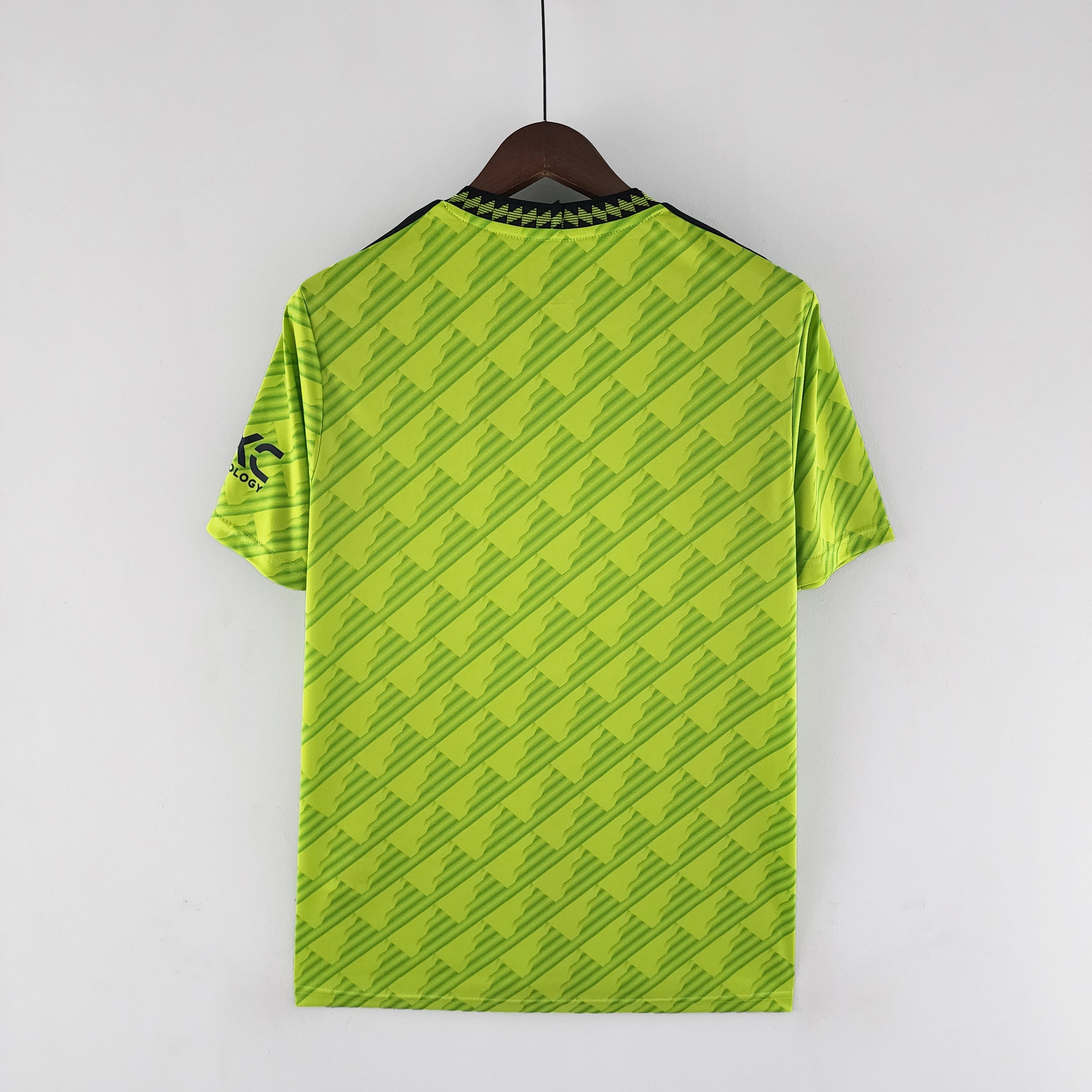 Camisa Manchester United Third 22/23 (Versão Torcedor Retrô)