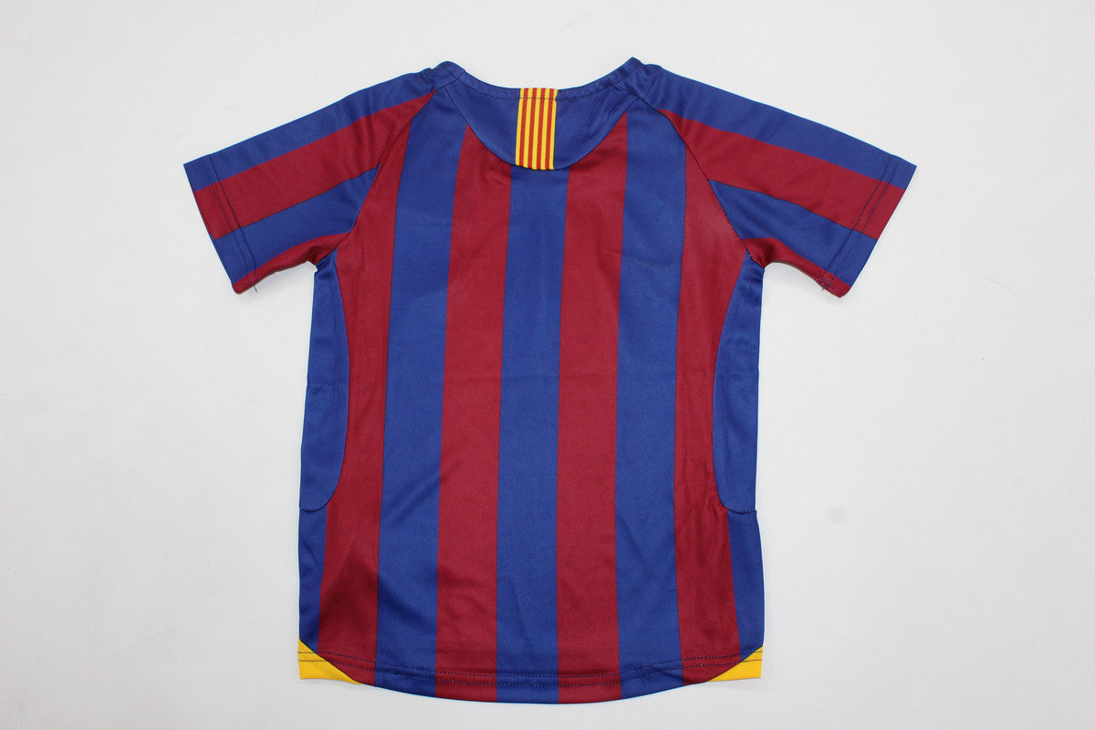 Kit Barcelona Home Conjunto Infantil 05/06 (Versão Retrô)