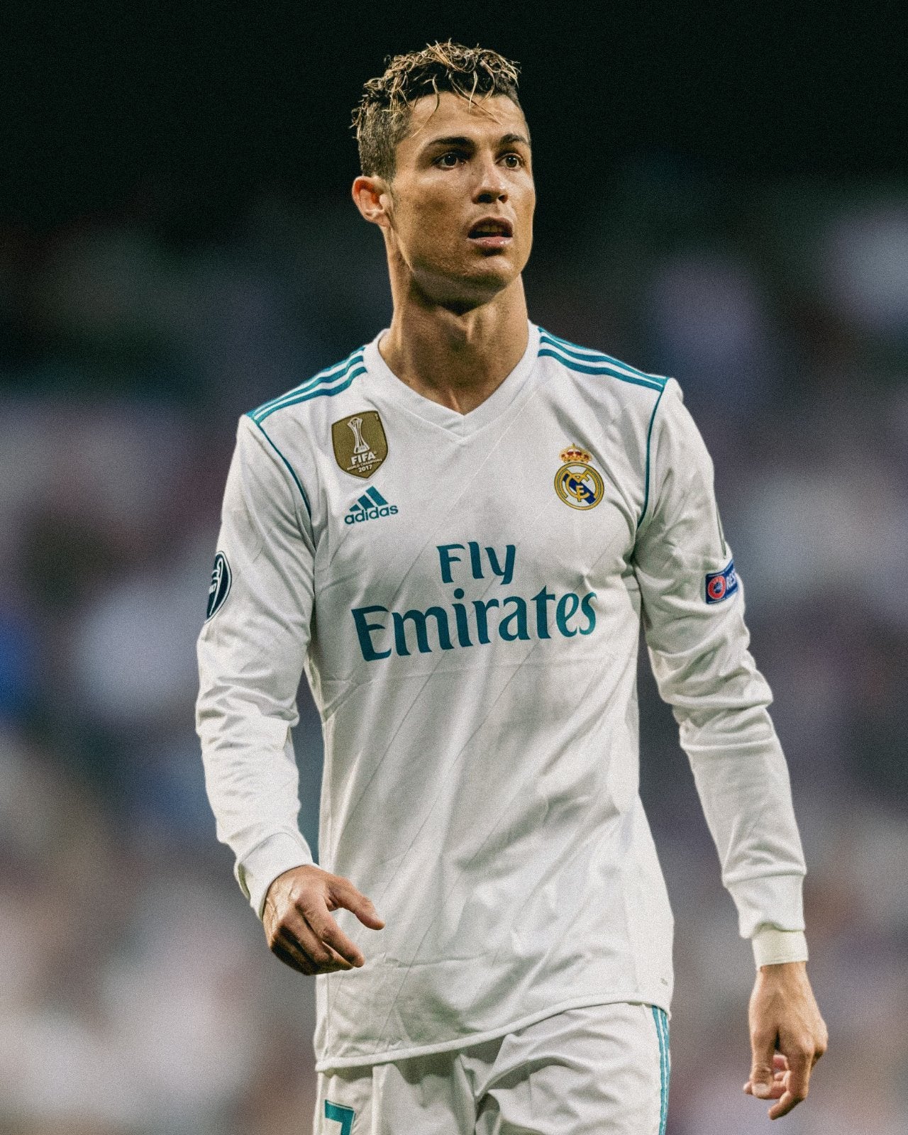 Camisa Real Madrid Home 17/18 (Versão Manga Longa Jogador Retrô)
