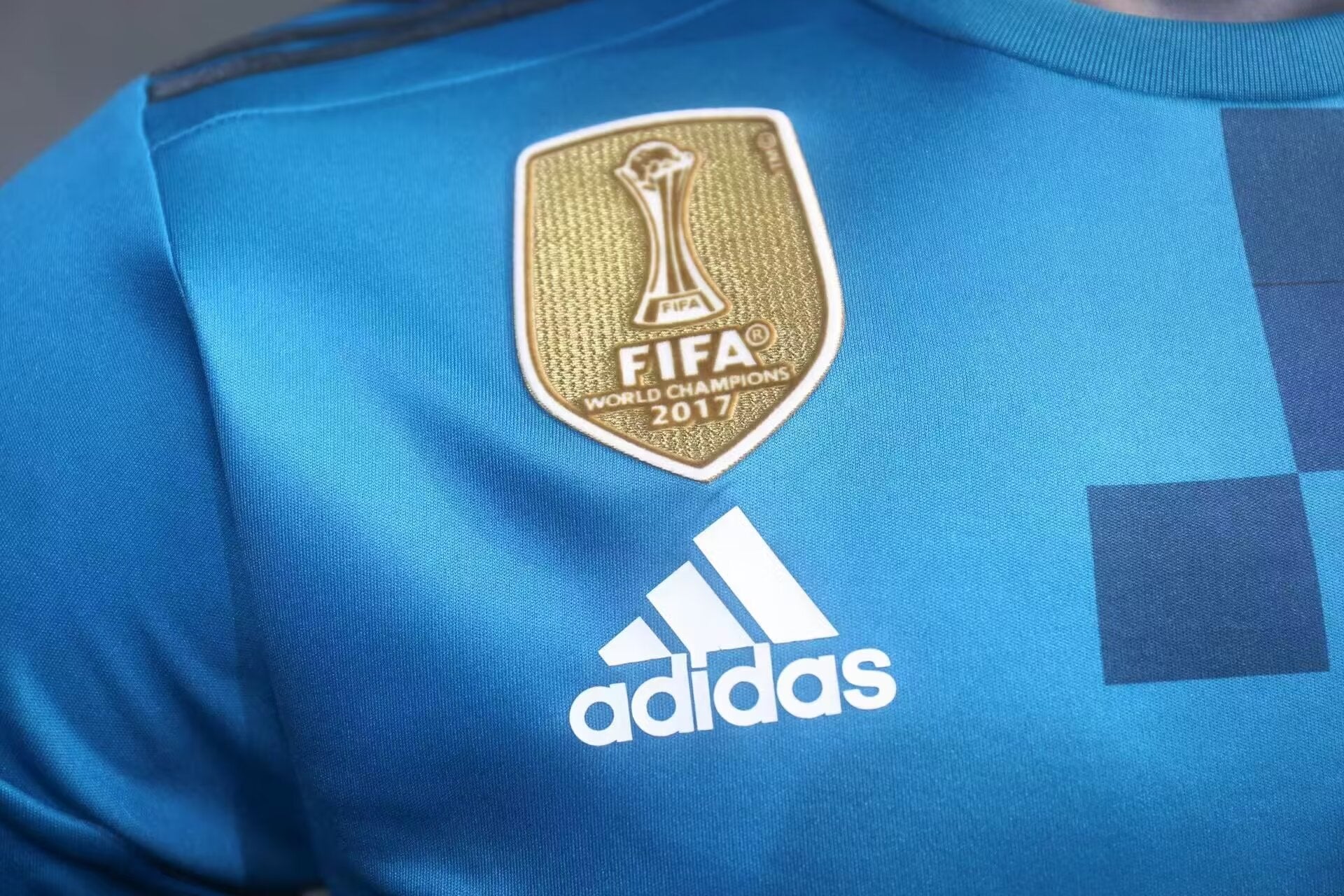 Camisa Real Madrid Third 17/18 (Versão Jogador Retrô)