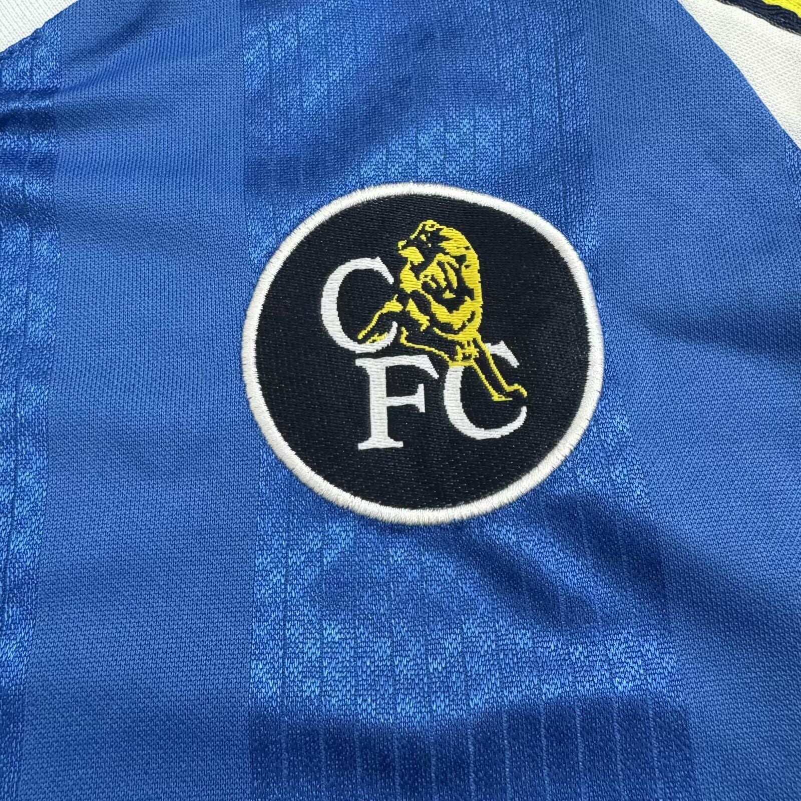 Kit Chelsea F.C. Home 1997/1999 Conjunto Infantil (Versão Torcedor Retro)