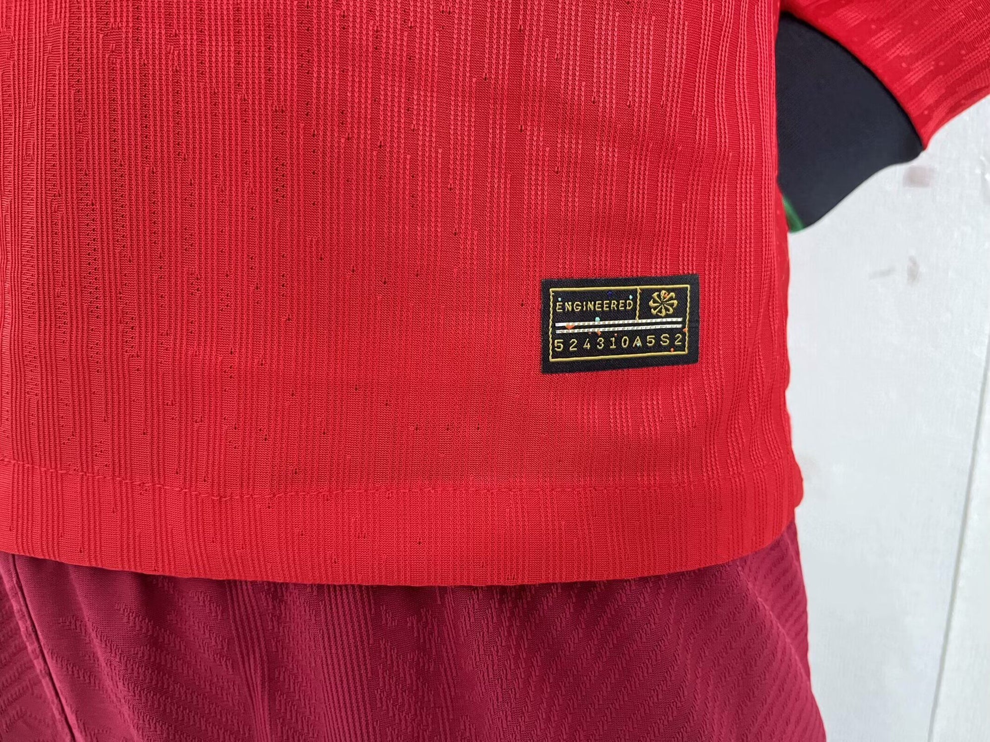 Camisa Seleção Portuguesa Home 2024 (Versão Manga Longa Jogador)