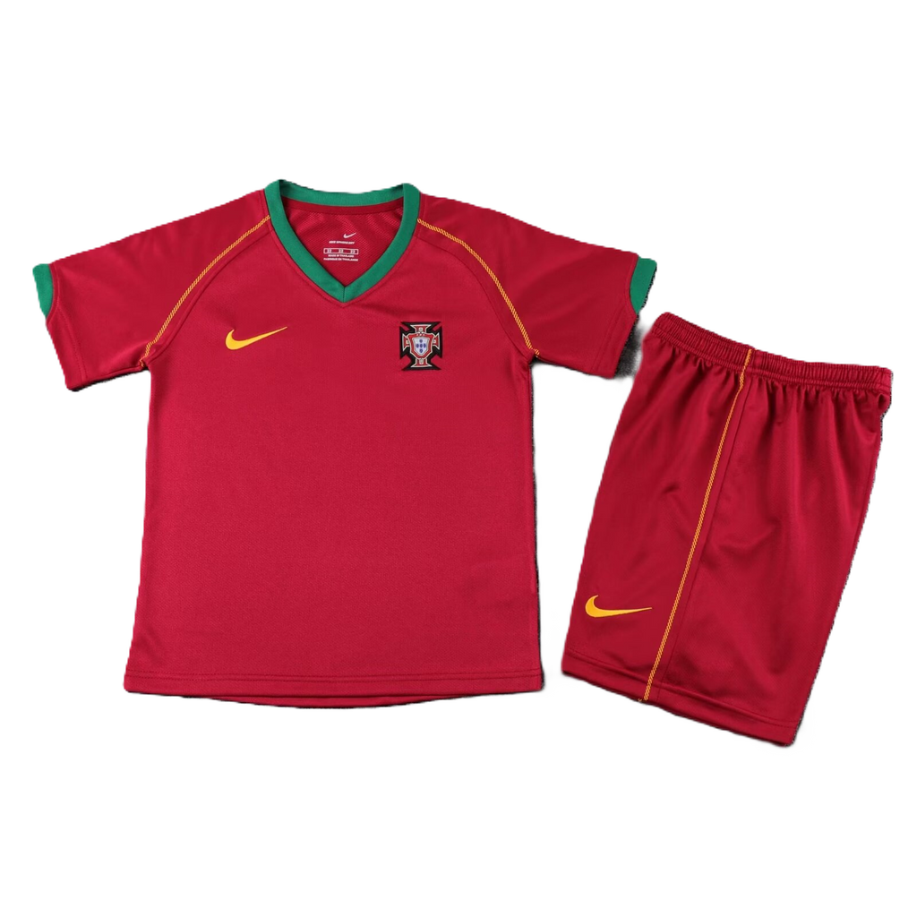 Kit Seleção Portuguesa Home 2006 Conjunto Infantil (Versão Curta Retrô)