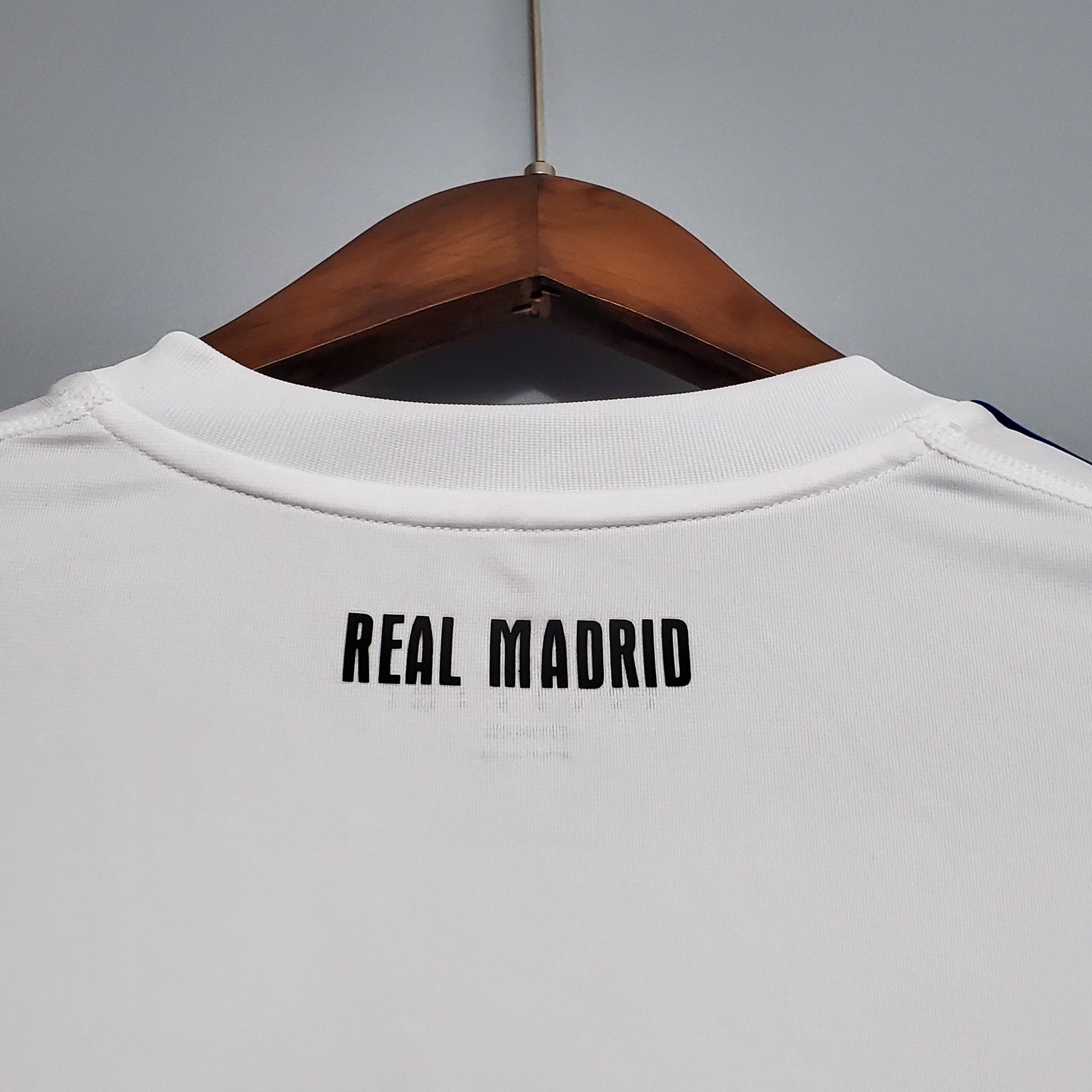 Camisa Real Madrid Home 10/11 (Versão Retrô)