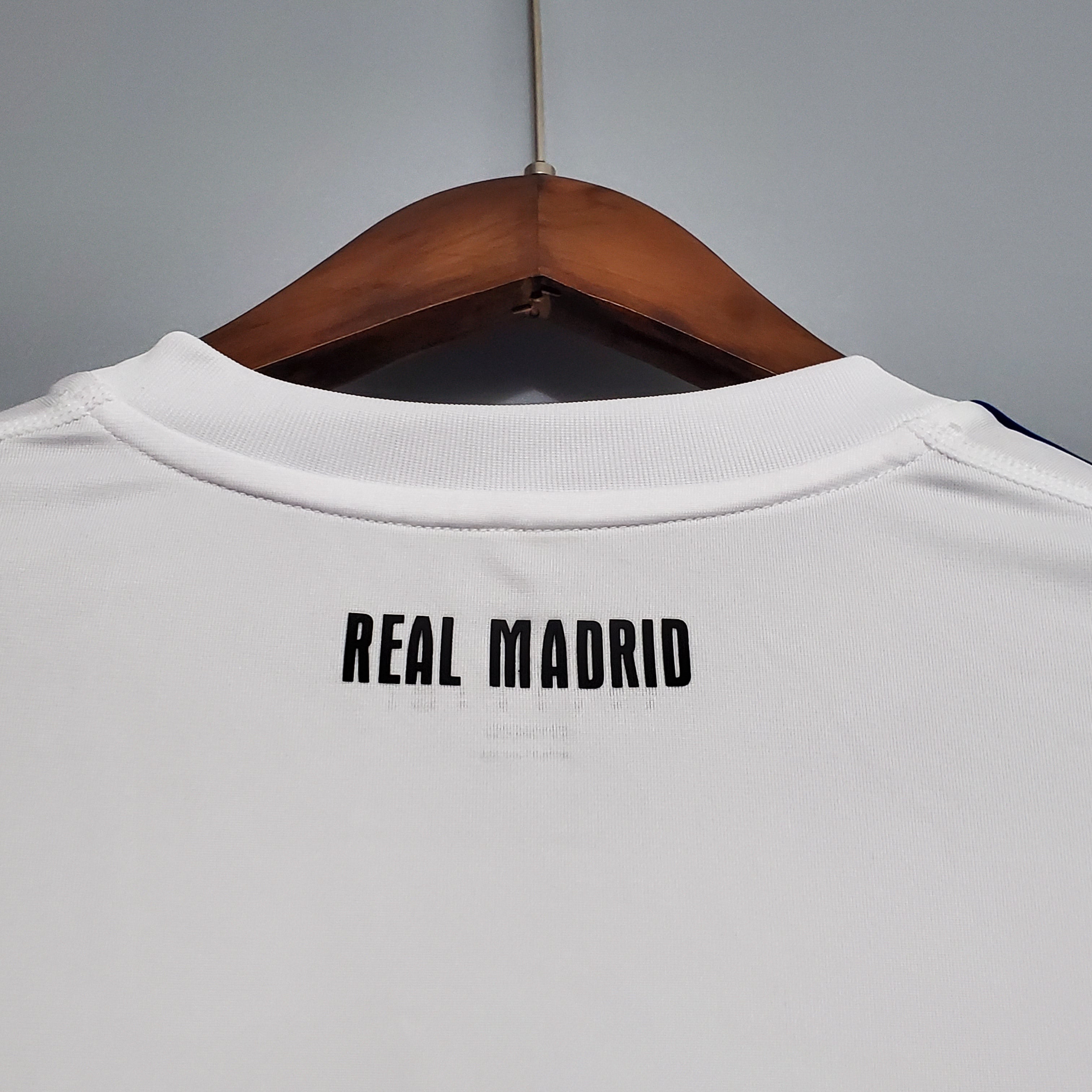 Camisa Real Madrid Home 10/11 (Versão Retrô)