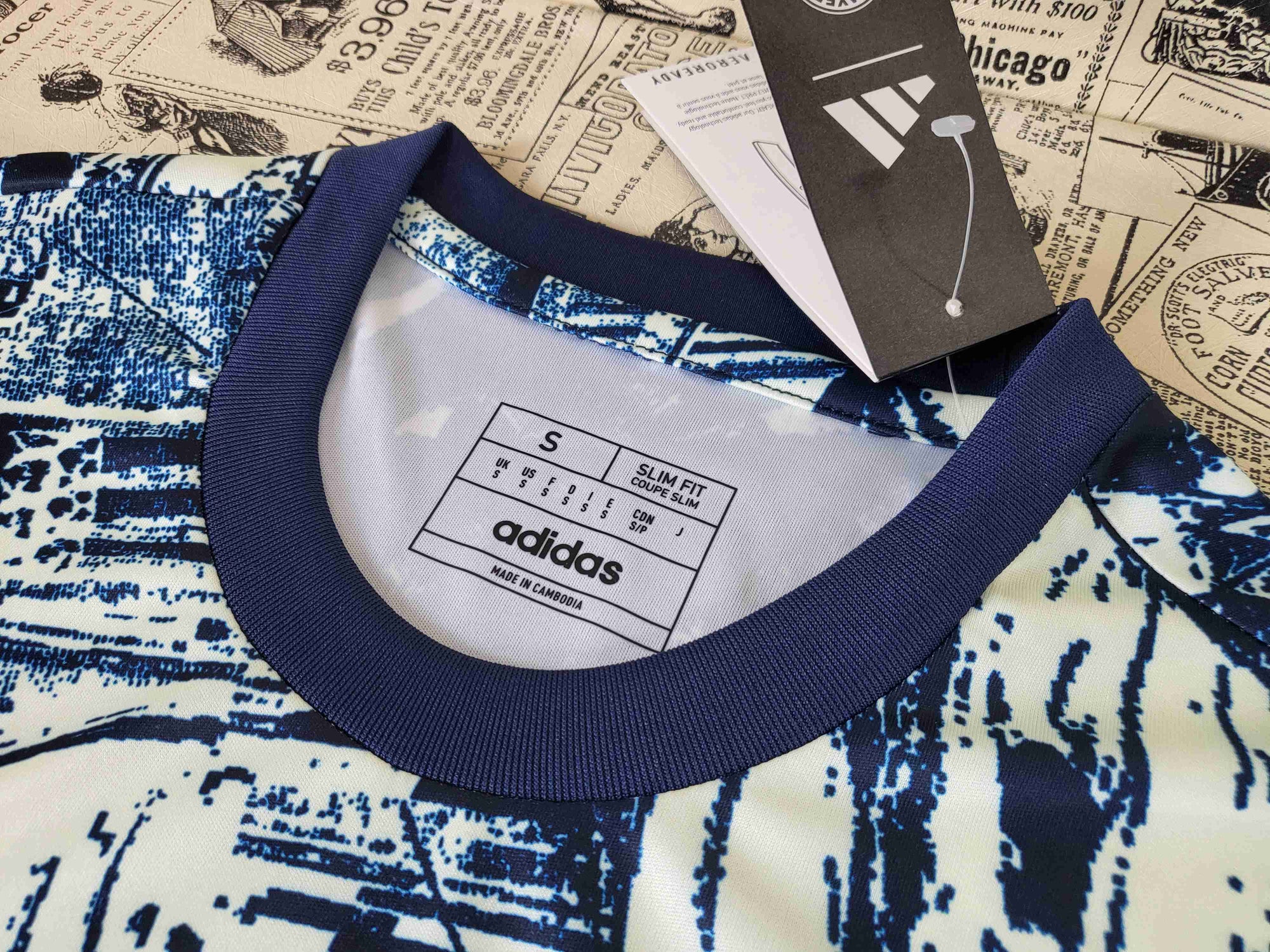 Camisa FC Bayern Munich "Blue Style" 23/24 (Versão Torcedor) | EDIÇÃO ESPECIAL