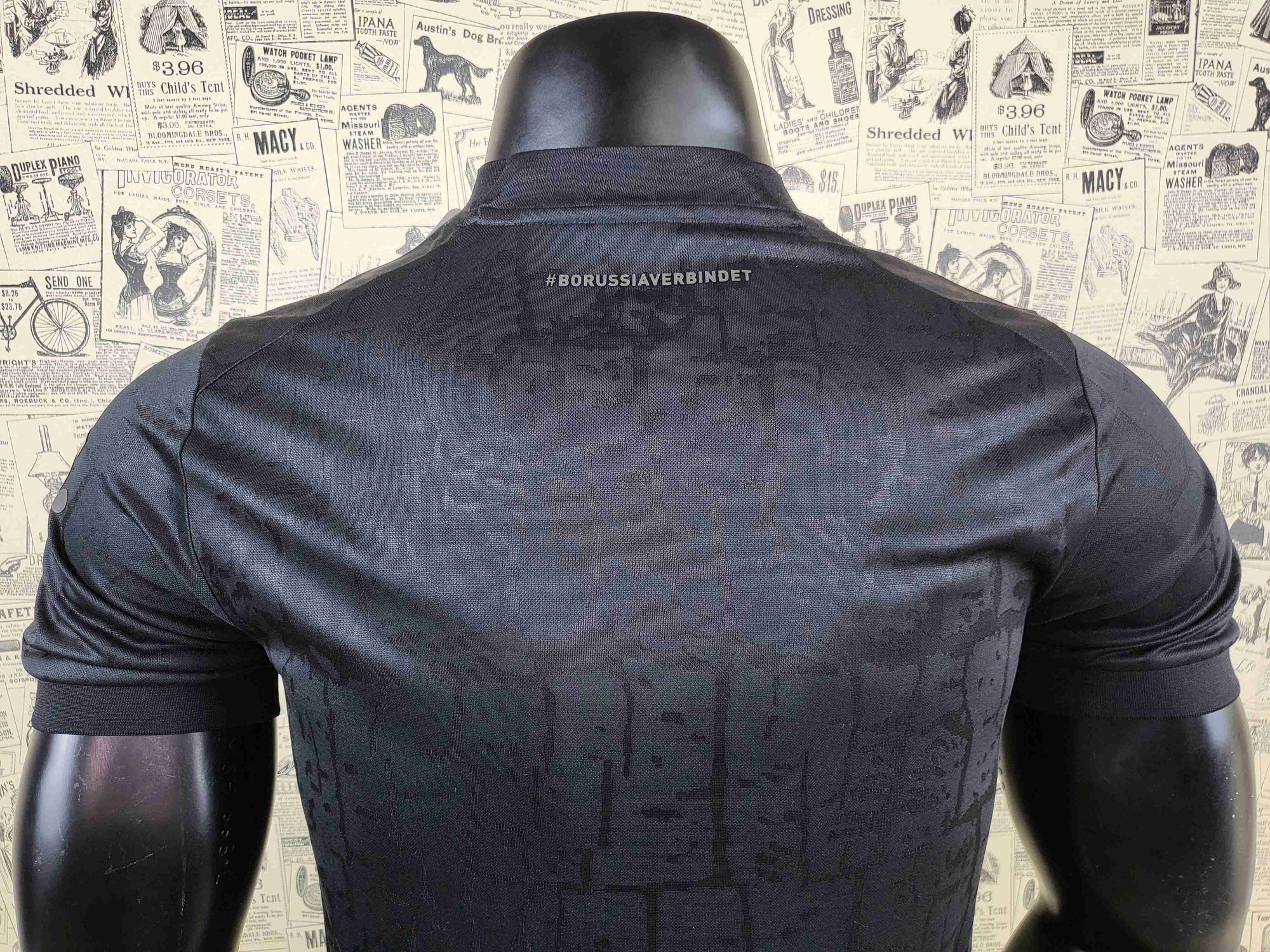 Camisa Borussia Dortmund "Dark Style" 23/24 (Versão Torcedor) | EDIÇÃO ESPECIAL