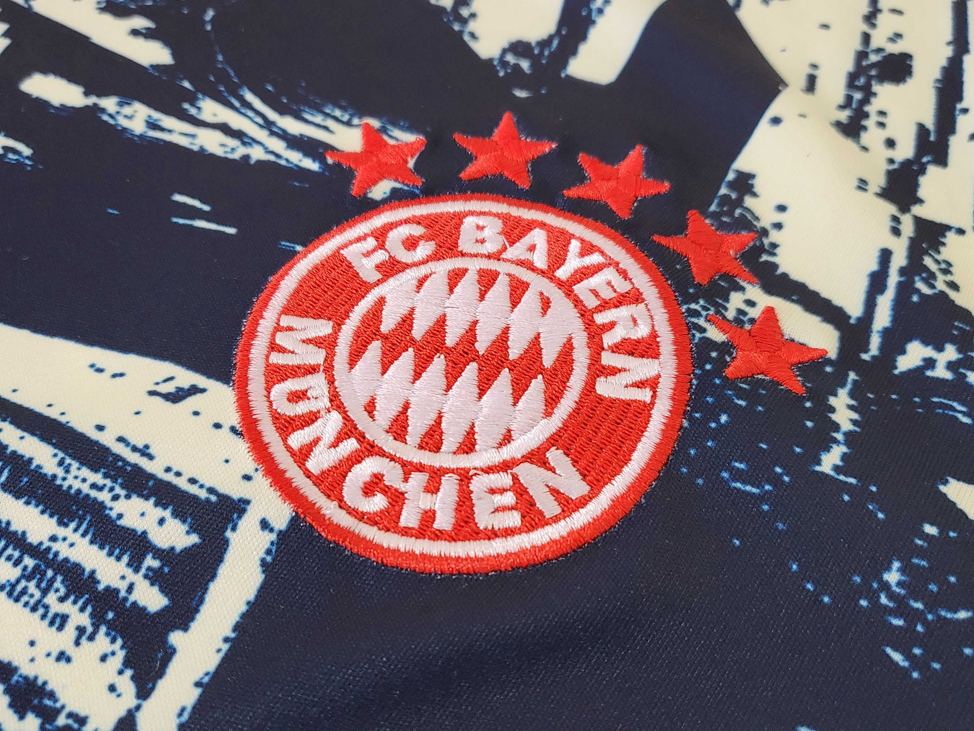 Camisa FC Bayern Munich "Blue Style" 23/24 (Versão Torcedor) | EDIÇÃO ESPECIAL