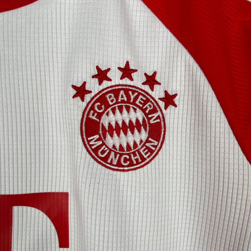 BAYERN MUNICH I 23/24 CONJUNTO INFANTIL