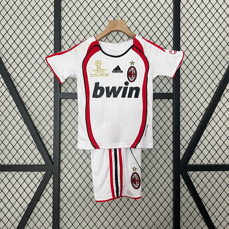 CAMISOLA MILAN II 06/07 EDIÇÃO ESPECIAL LIMITADA CHAMPIONS LEAGUE CONJUNTO INFANTIL (RETRO)