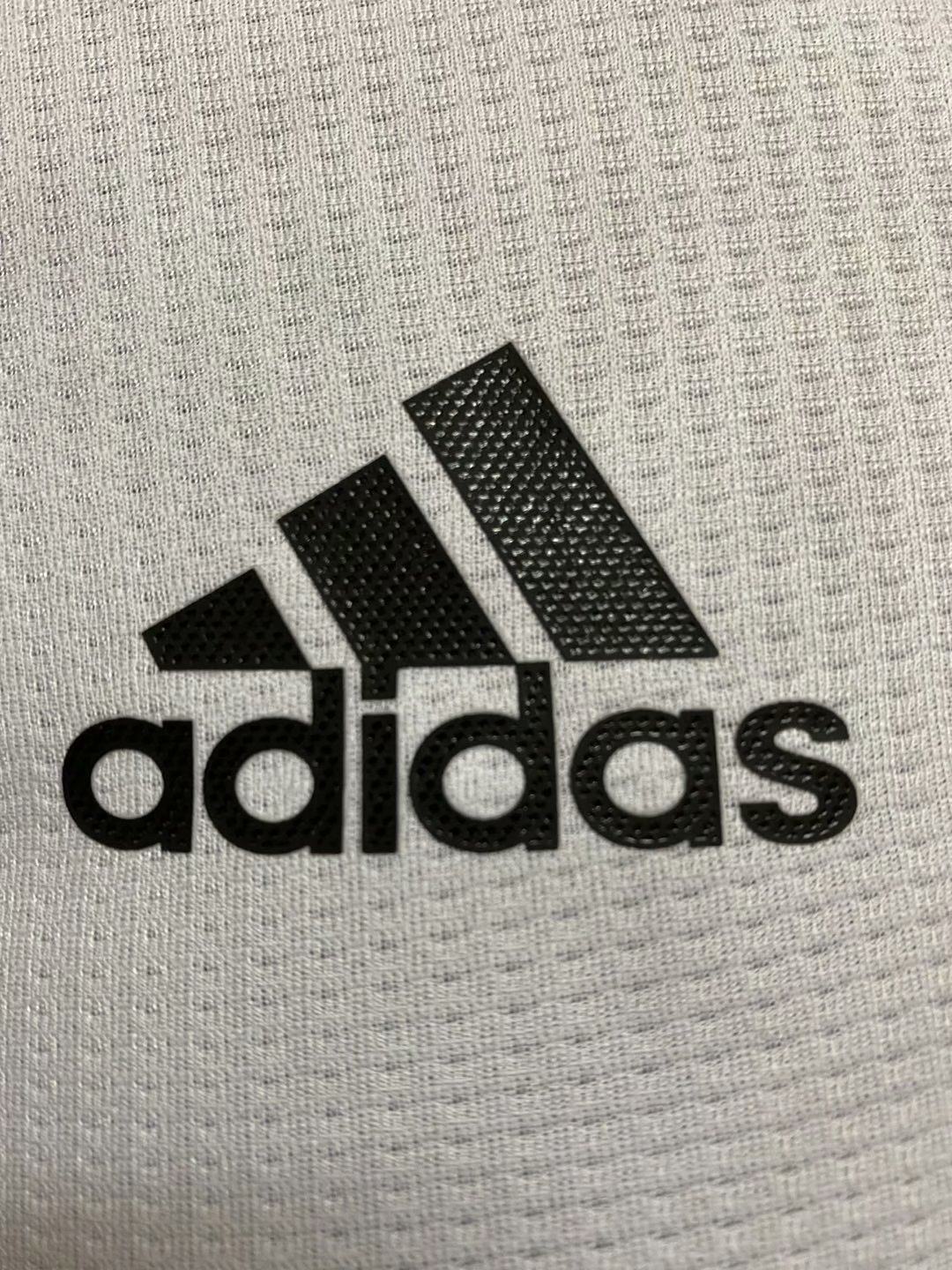 Camisa Juventus FC 19/20 (Versão Jogador Retrô)