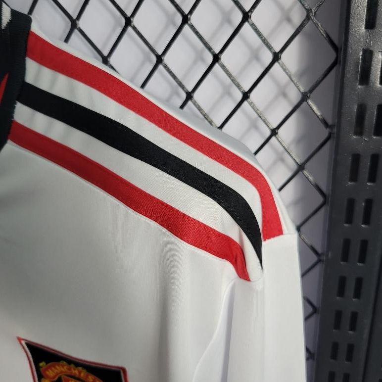 Camisa Manchester United Away 22/23 (Versão Manga Longa Torcedor Retrô)