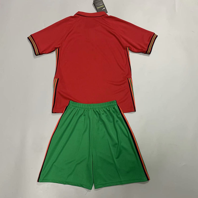 Kit Seleção Portuguesa Home 2020 Conjunto Infantil (Versão Curta Retrô)