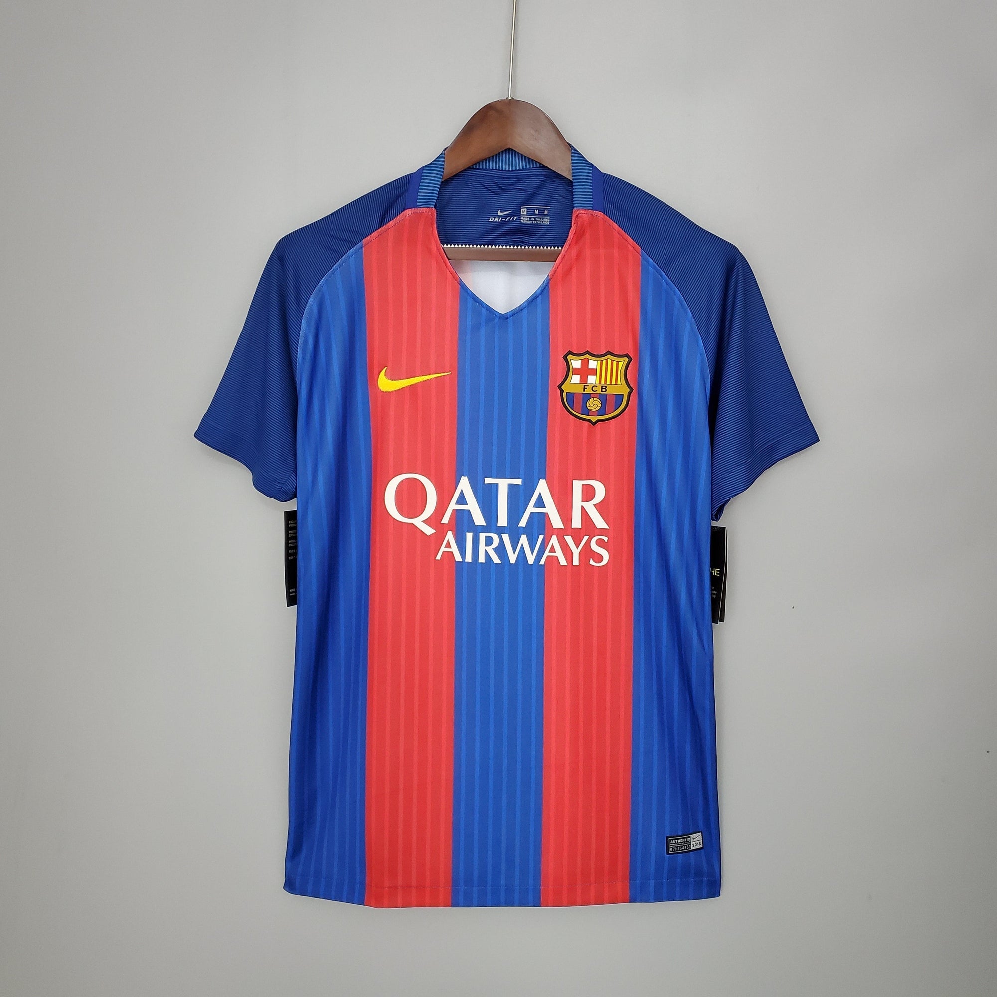 Camisa Barcelona Home 16/17 (Versão Retrô)