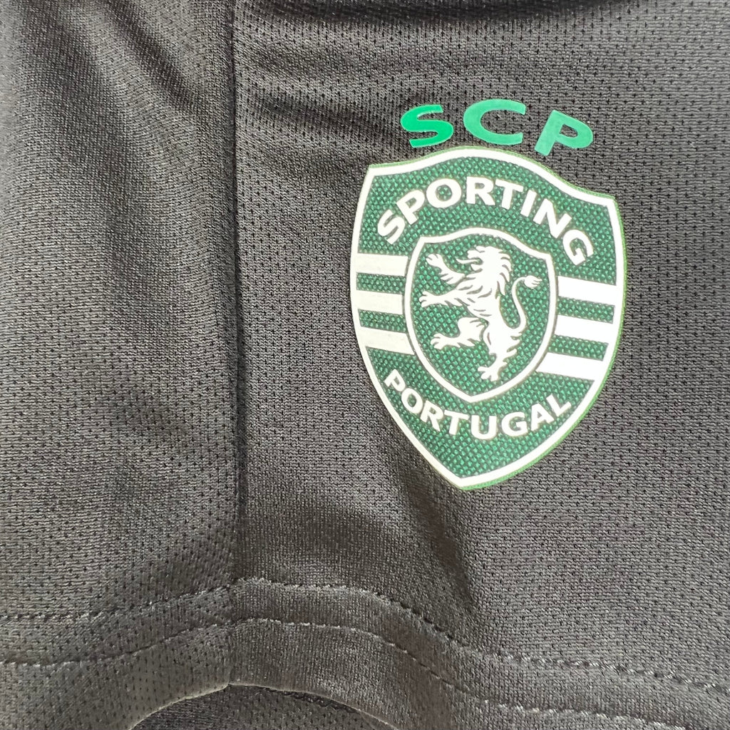 Sporting CP Home 23/24 Conjunto Infantil (Versão Torcedor)