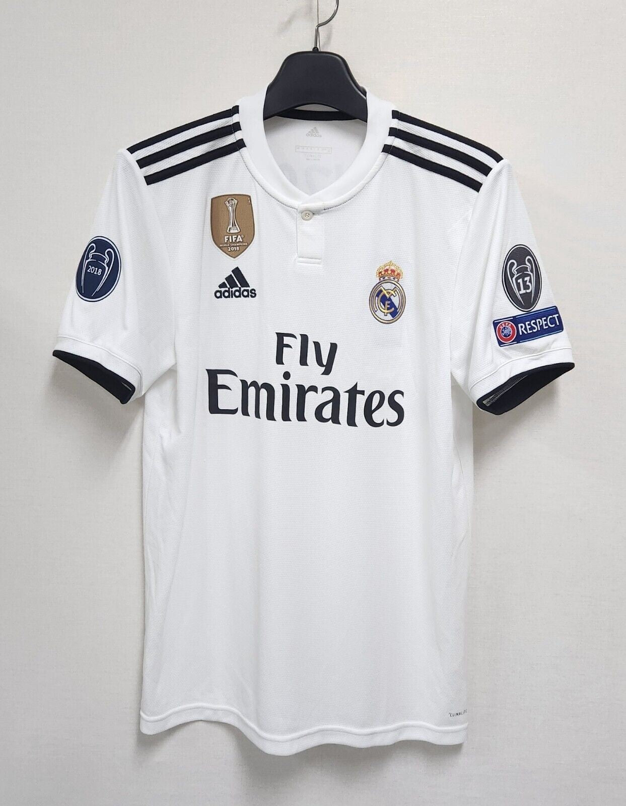 KIT ÍDOLO Toni Kroos | Home Real Madrid CF 18/19 + Patchs